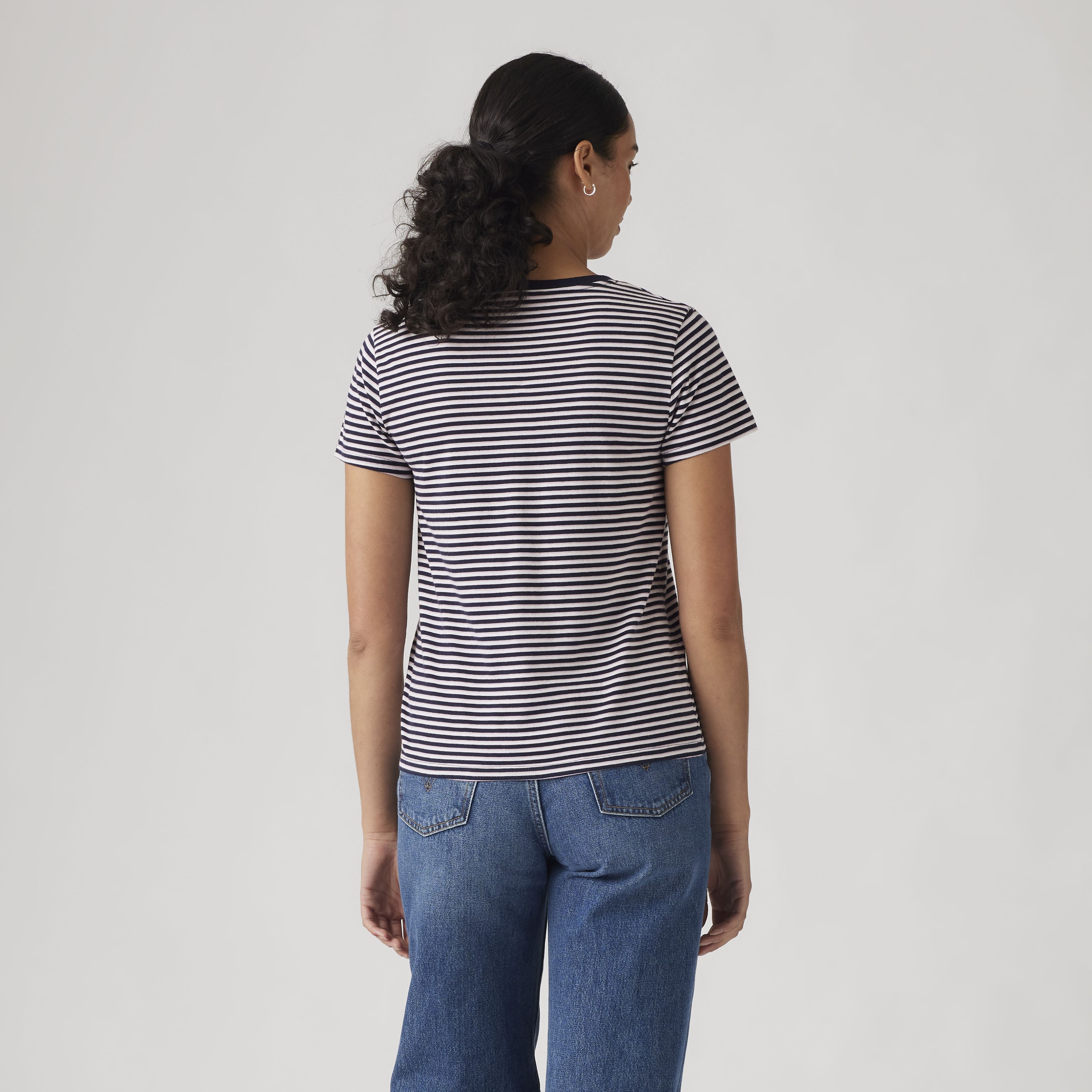 The Perfect V-Neck Tee 3