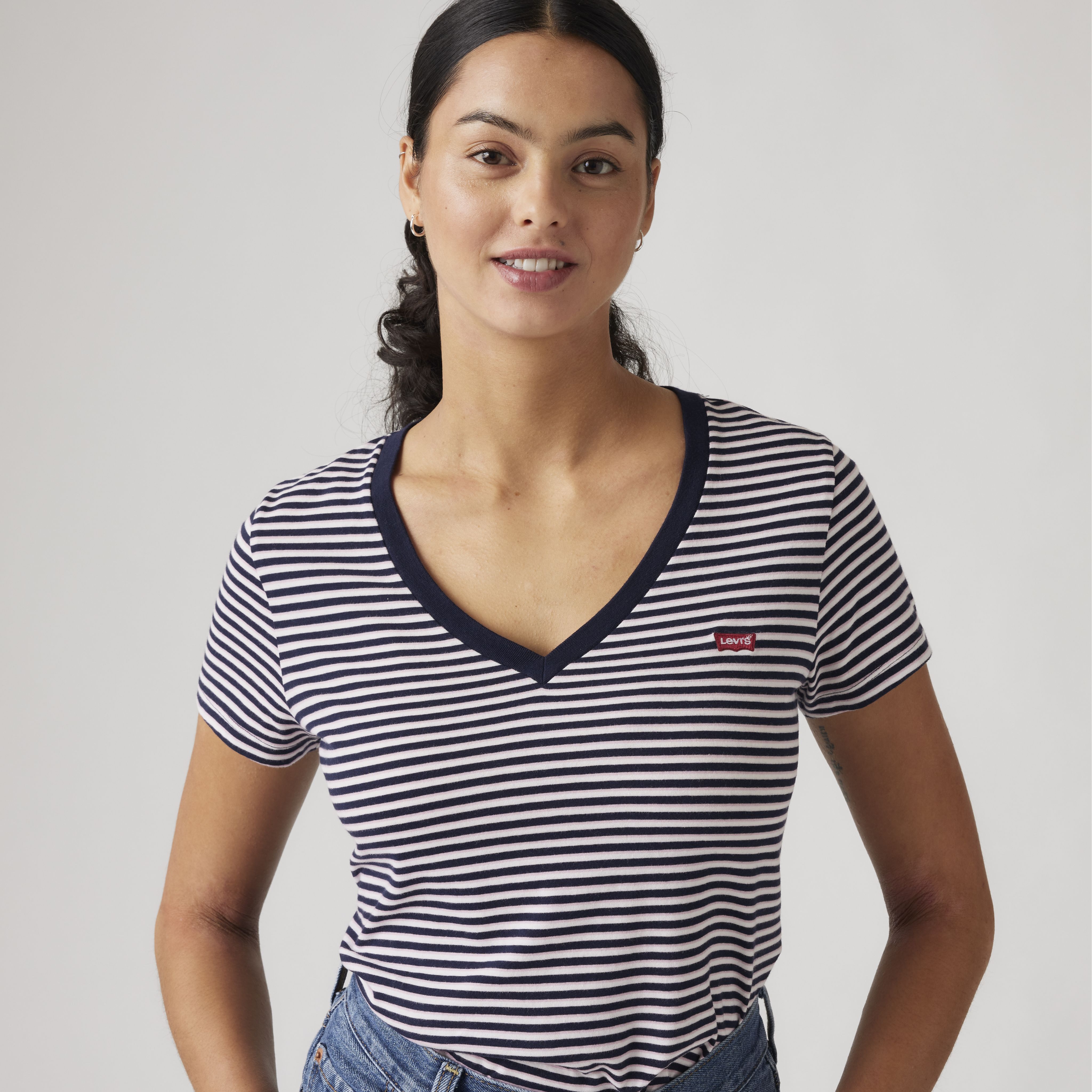 The Perfect V-Neck Tee 4
