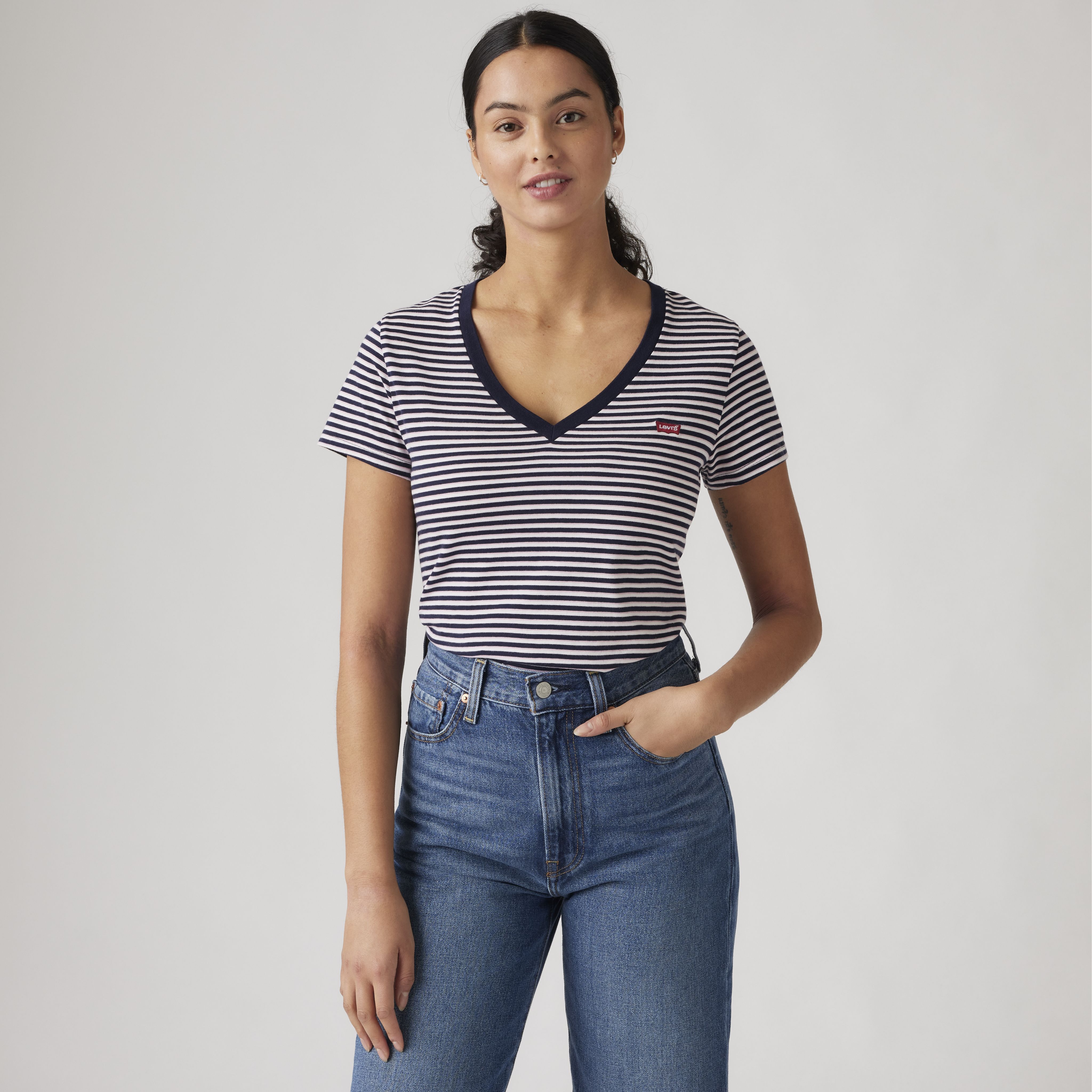 The Perfect V-Neck Tee 1