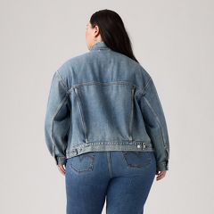 '90s Trucker Jacket (Plus Size) — Turning Heads - Light Wash 3