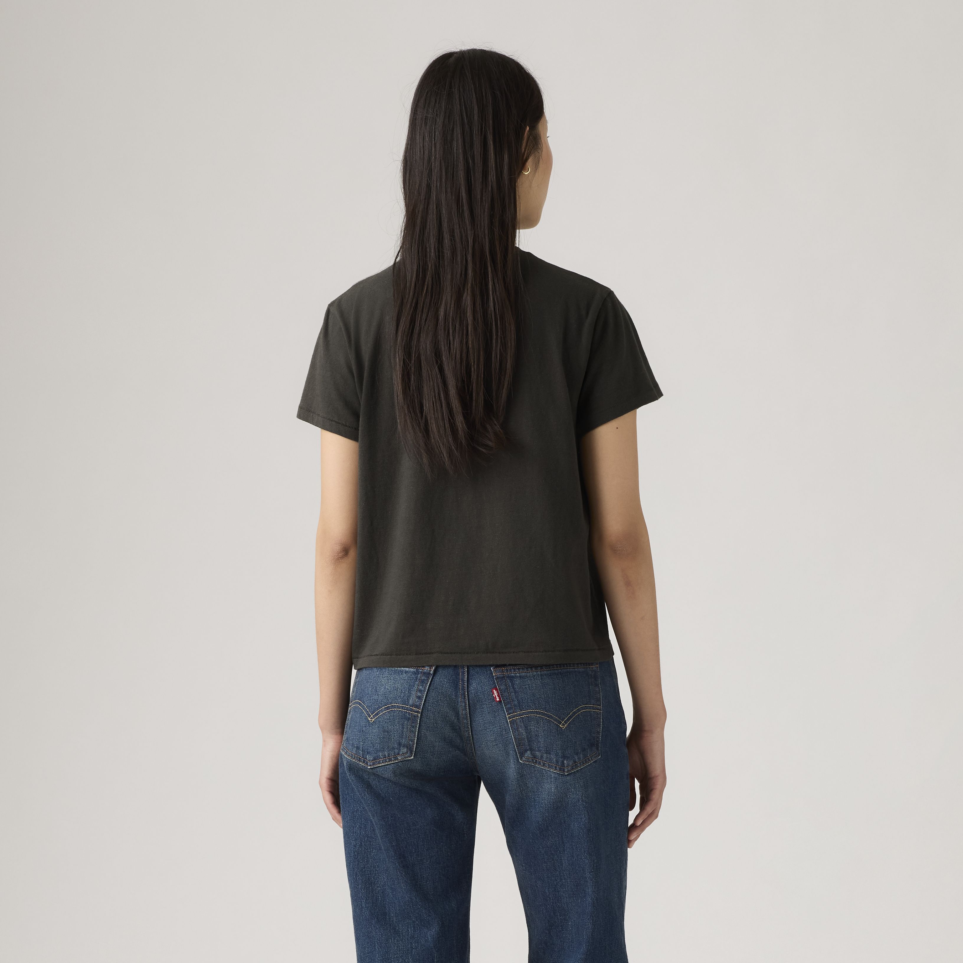 Graphic Classic Tee 3