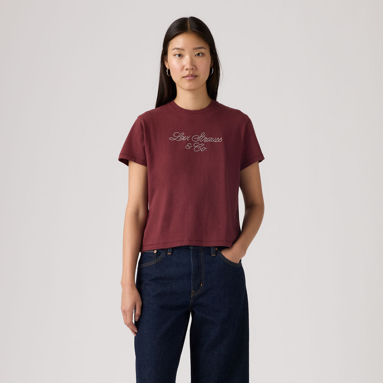 Graphic Classic Tee 5