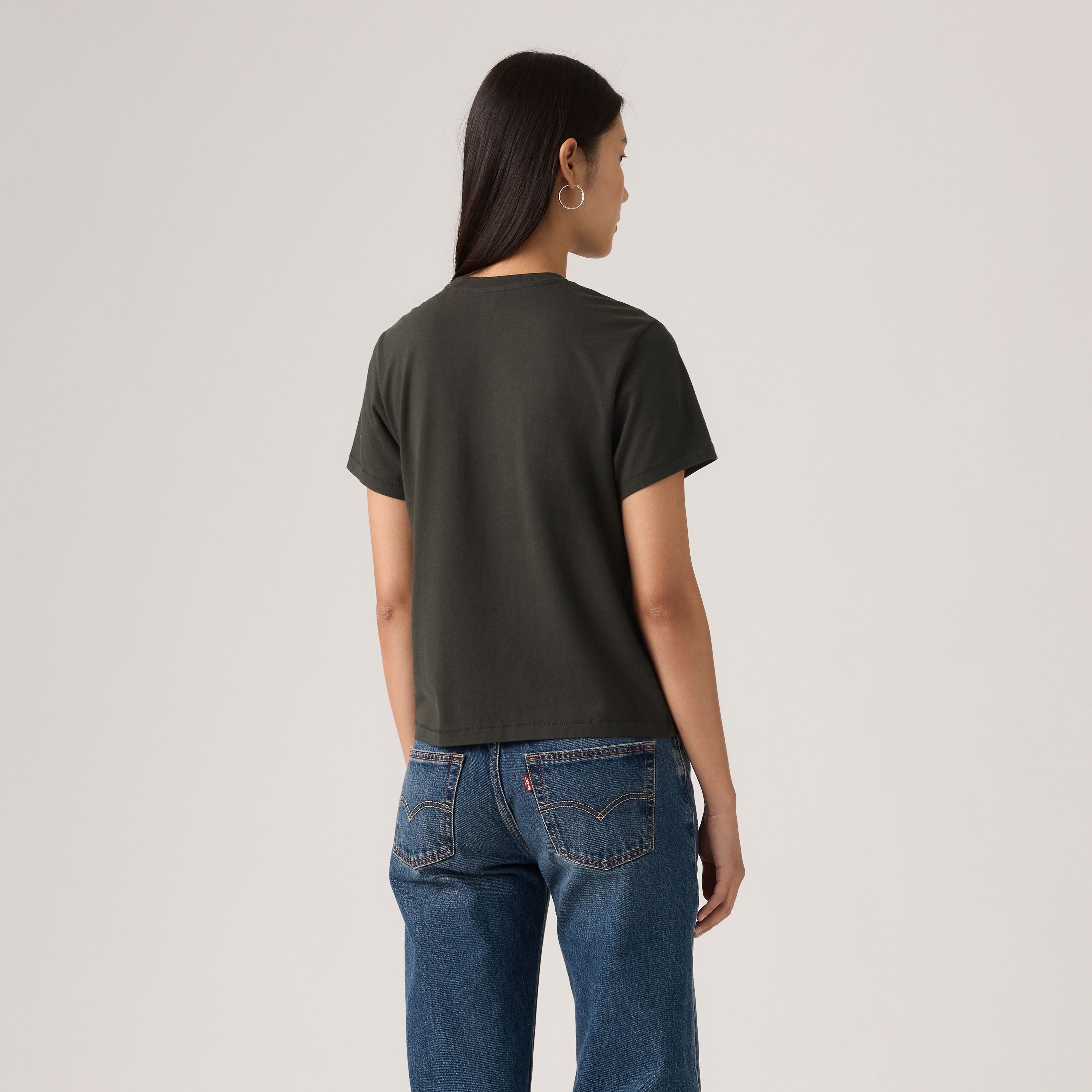 Graphic Classic Tee 3