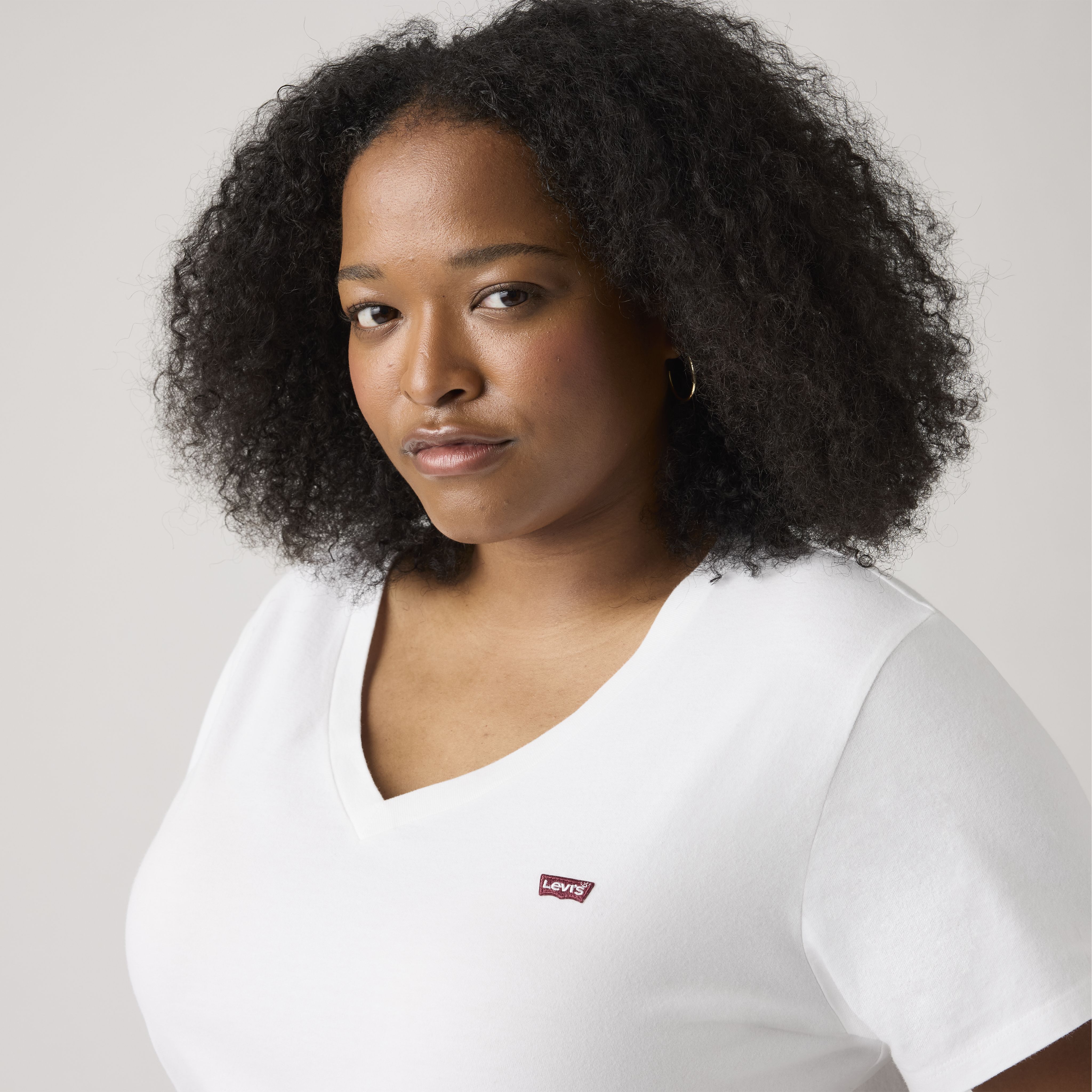 V-Neck T-Shirt (Plus Size) 4