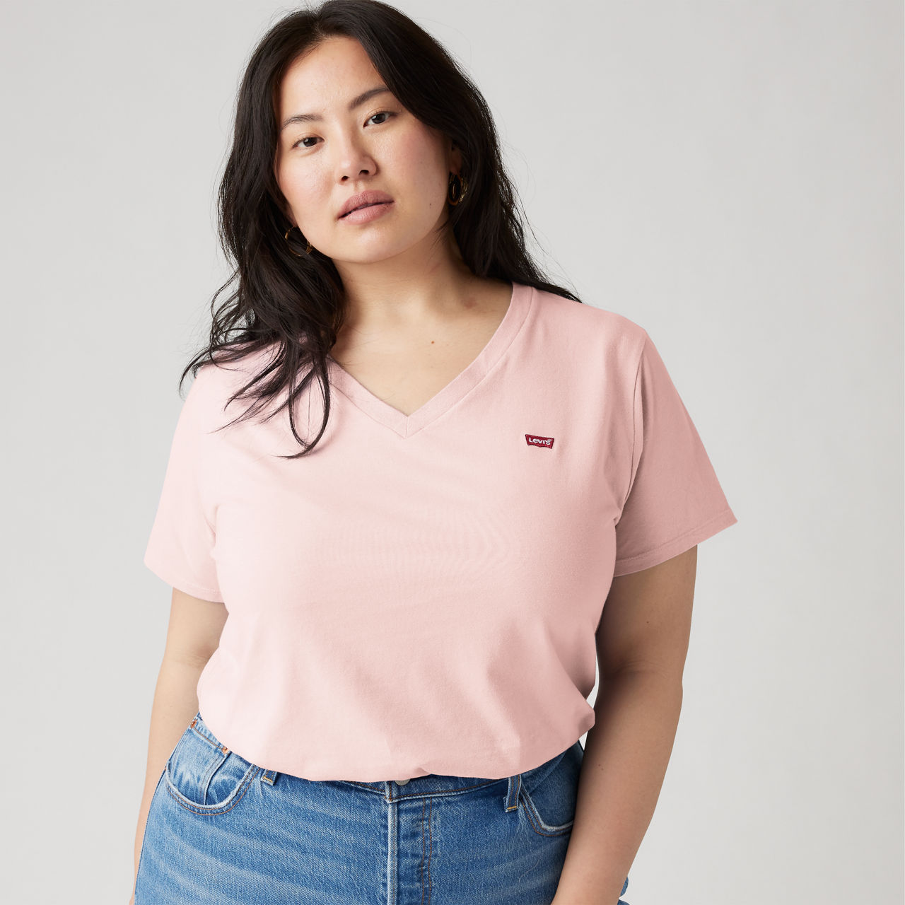 V-Neck Tee (Plus Size) 1