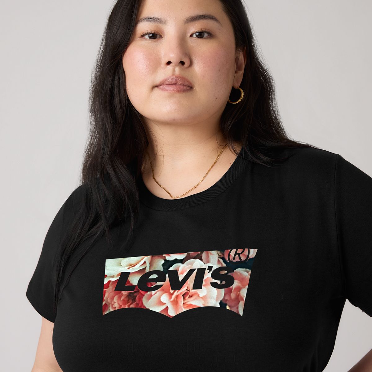 V-Neck T-Shirt (Plus Size) — Hummingbird Mineral Black - Black