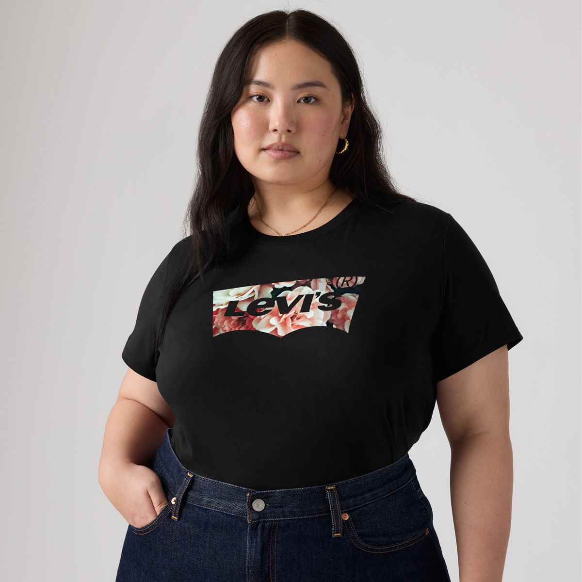 V-Neck T-Shirt (Plus Size) — Hummingbird Mineral Black - Black