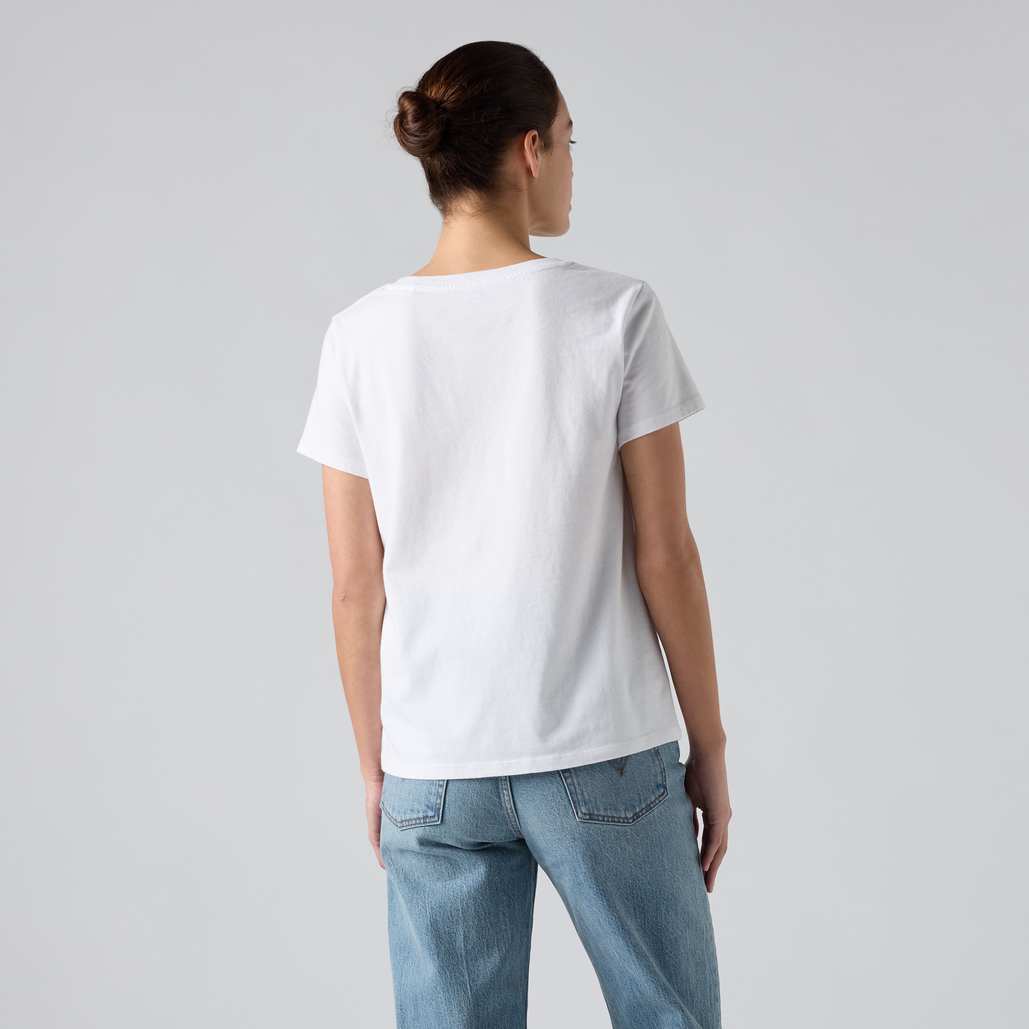 The Perfect V-Neck Tee 4