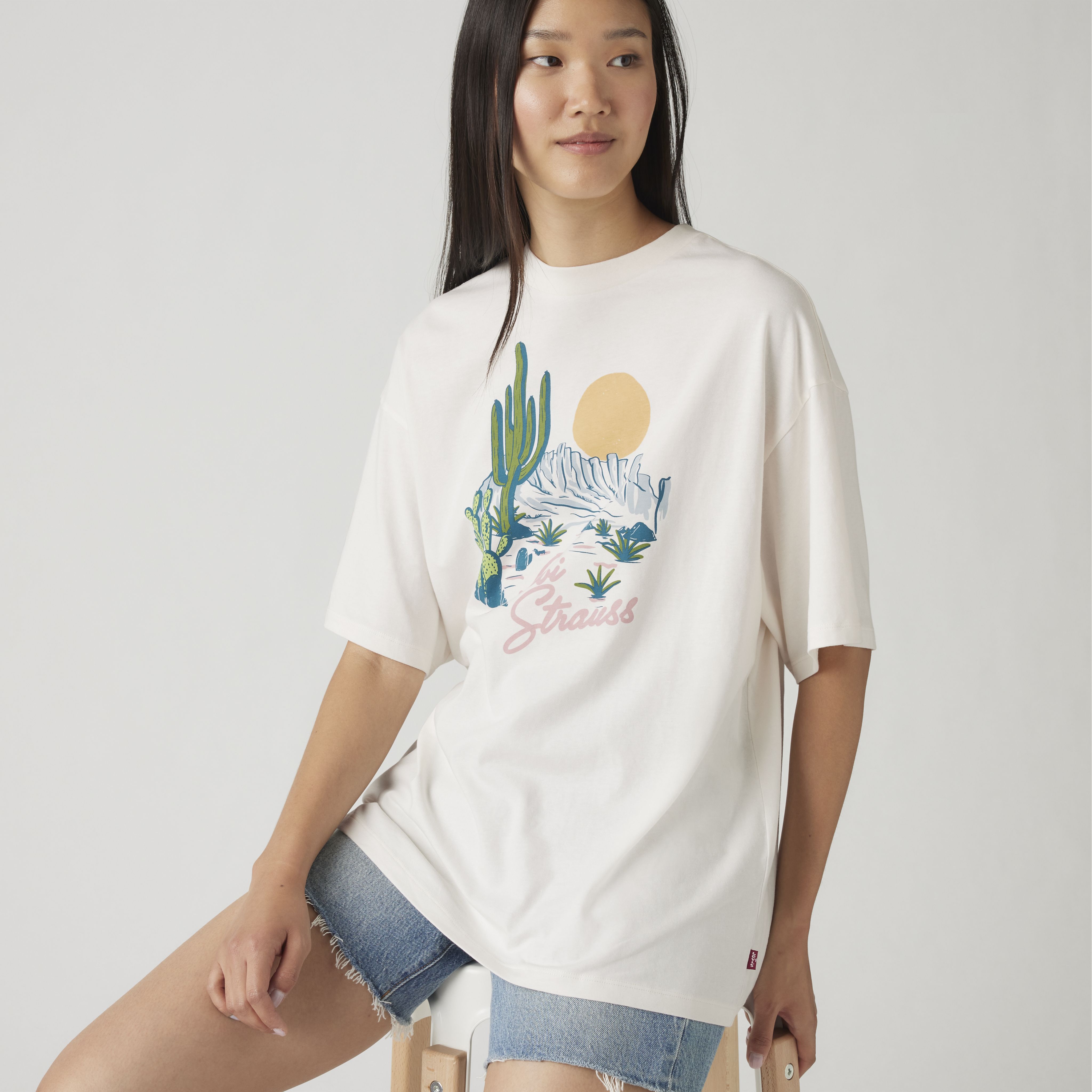 Graphic Logo Short Stack T-Shirt 1