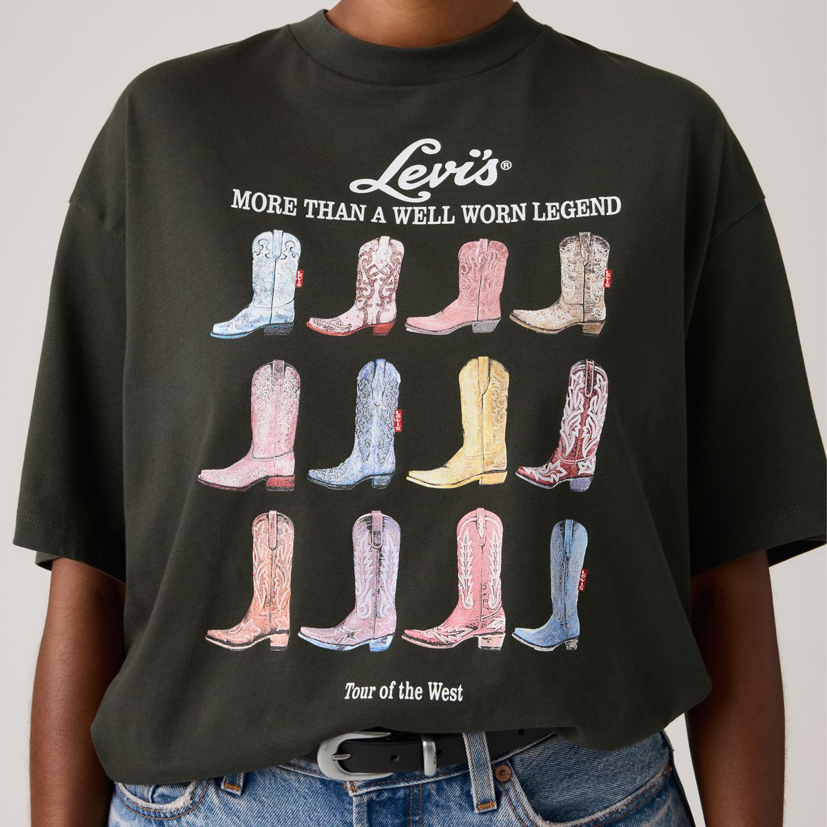 Graphic Logo Short Stack Tee — Tee All The Boots Pi - Black