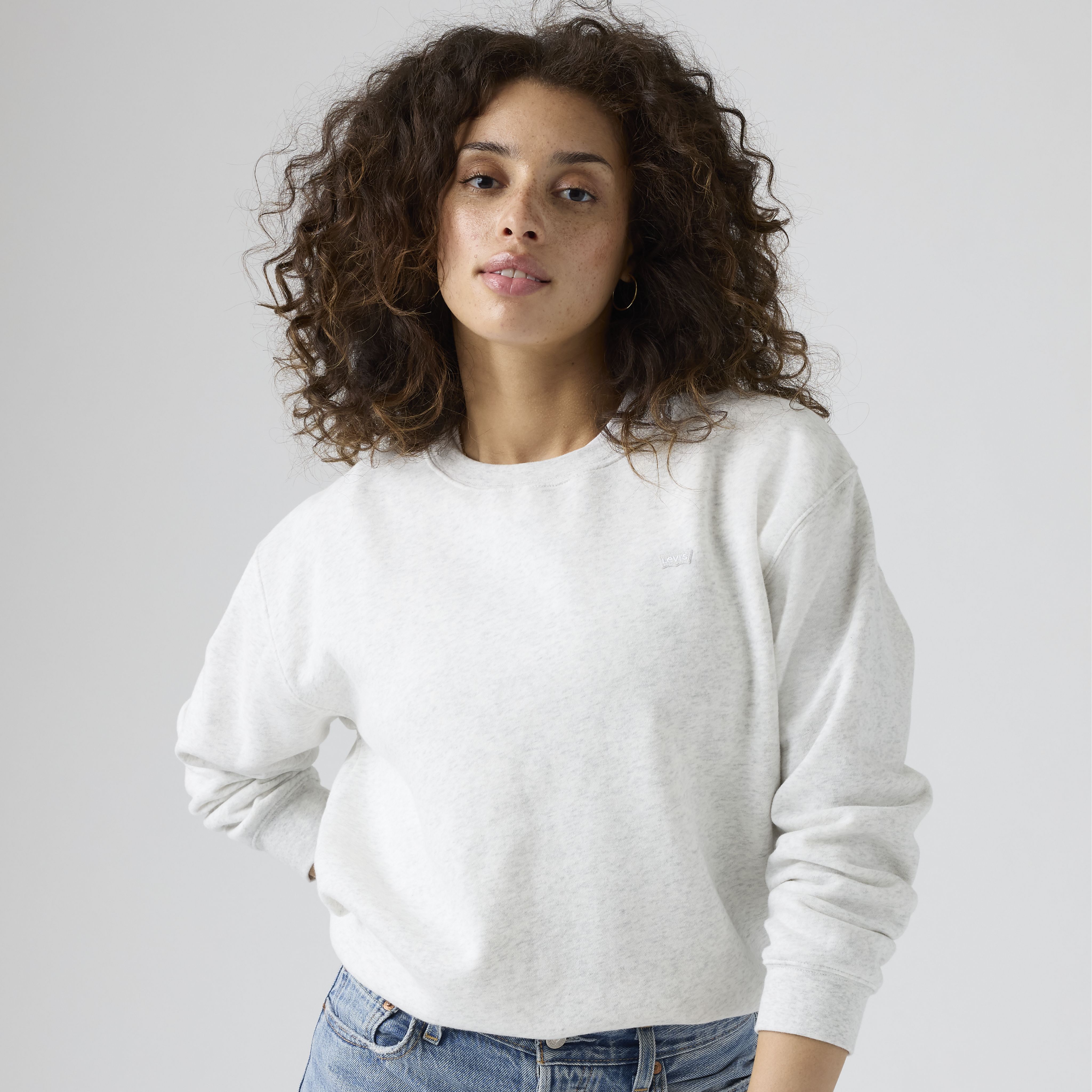 Everyday Sweatshirt 1