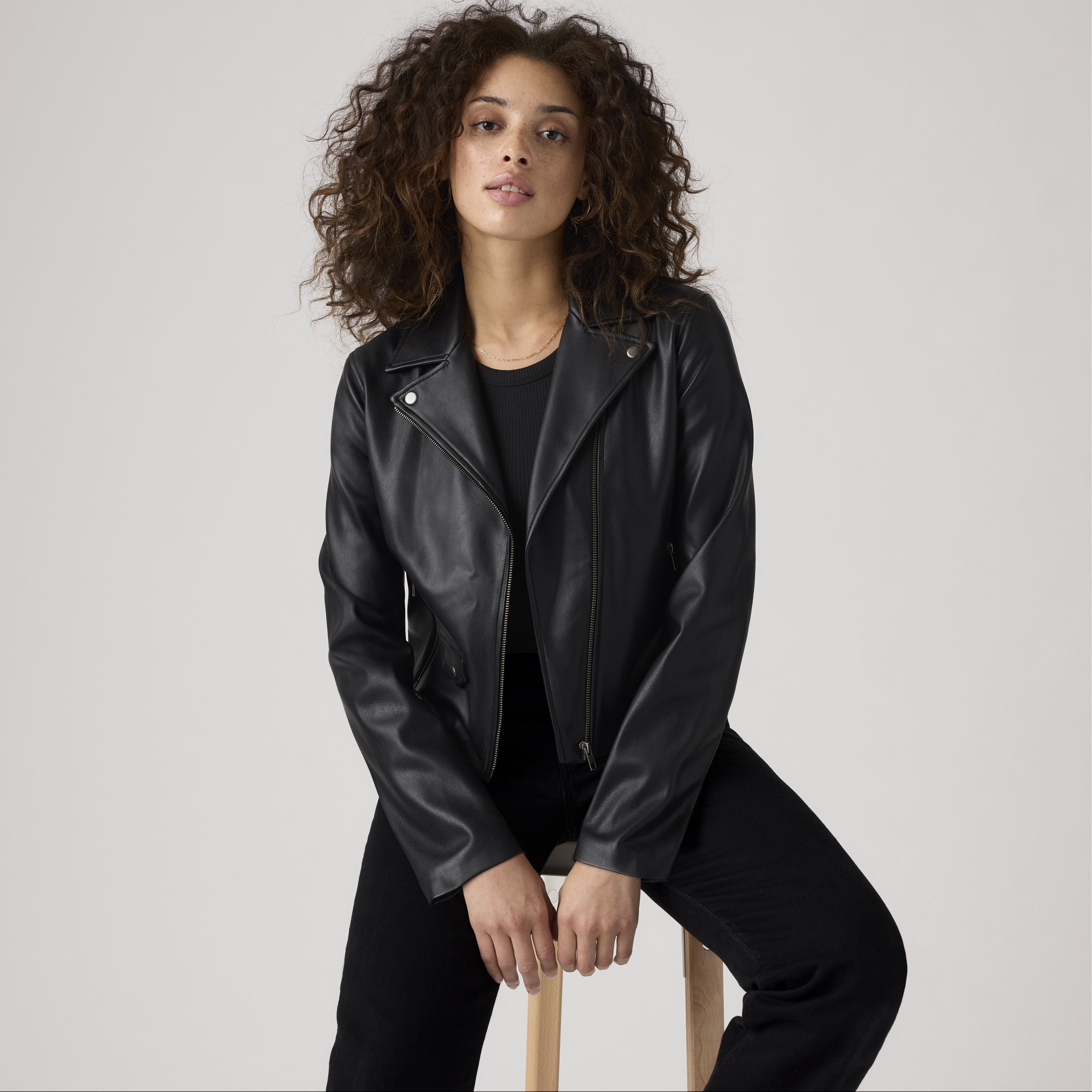 Lelou Shrunken Moto Jacket - Black | Levi's® US