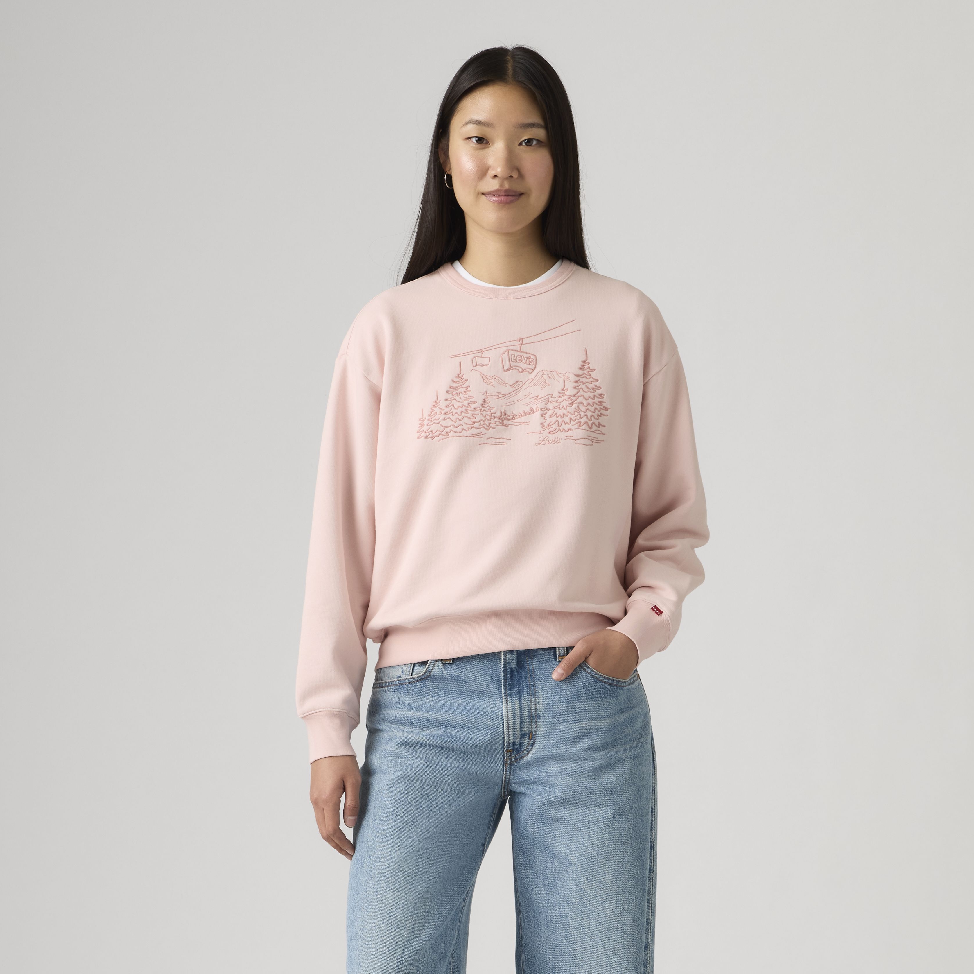 Graphic Heritage Crew Sweatshirt 15