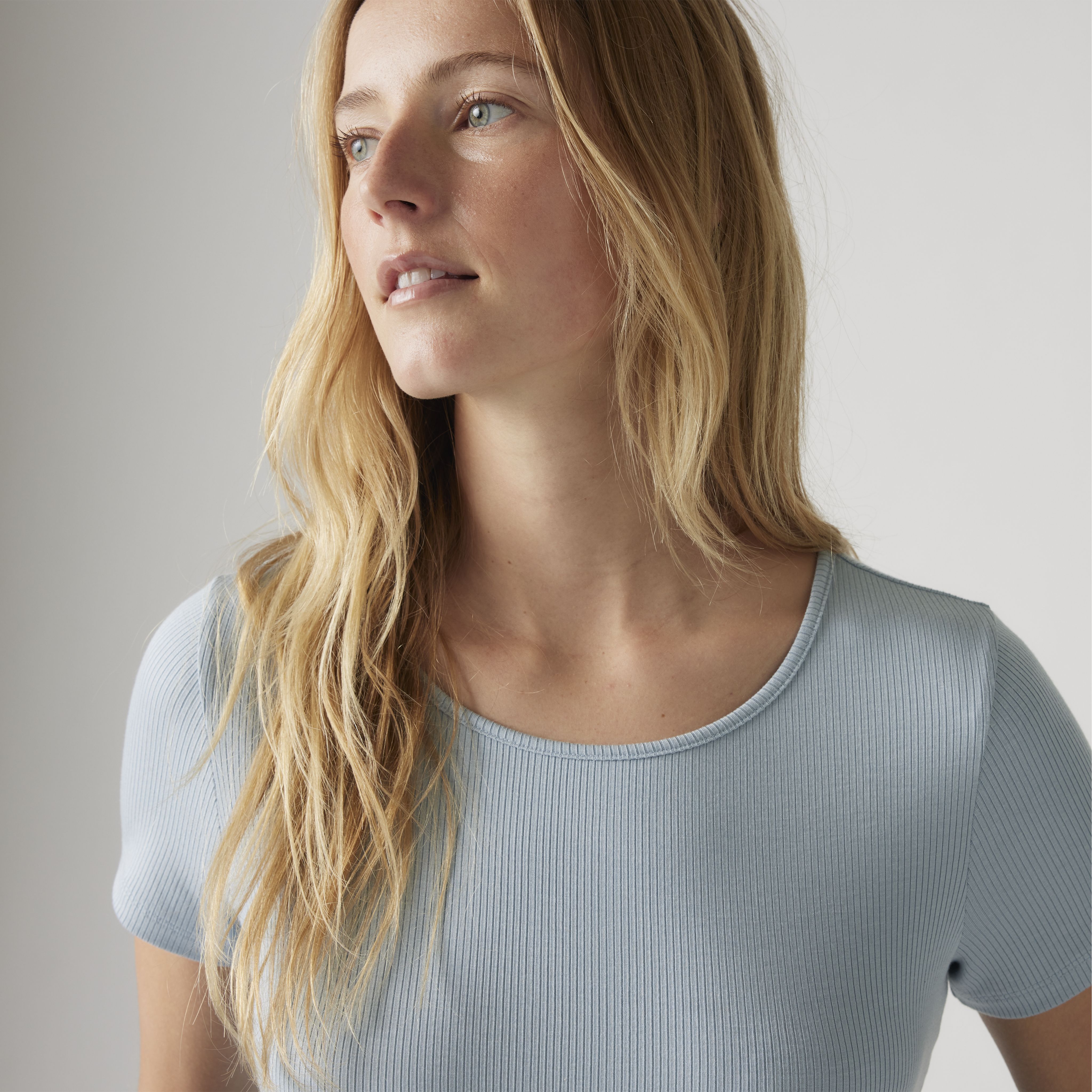 Dreamy Short Sleeve T-Shirt 2