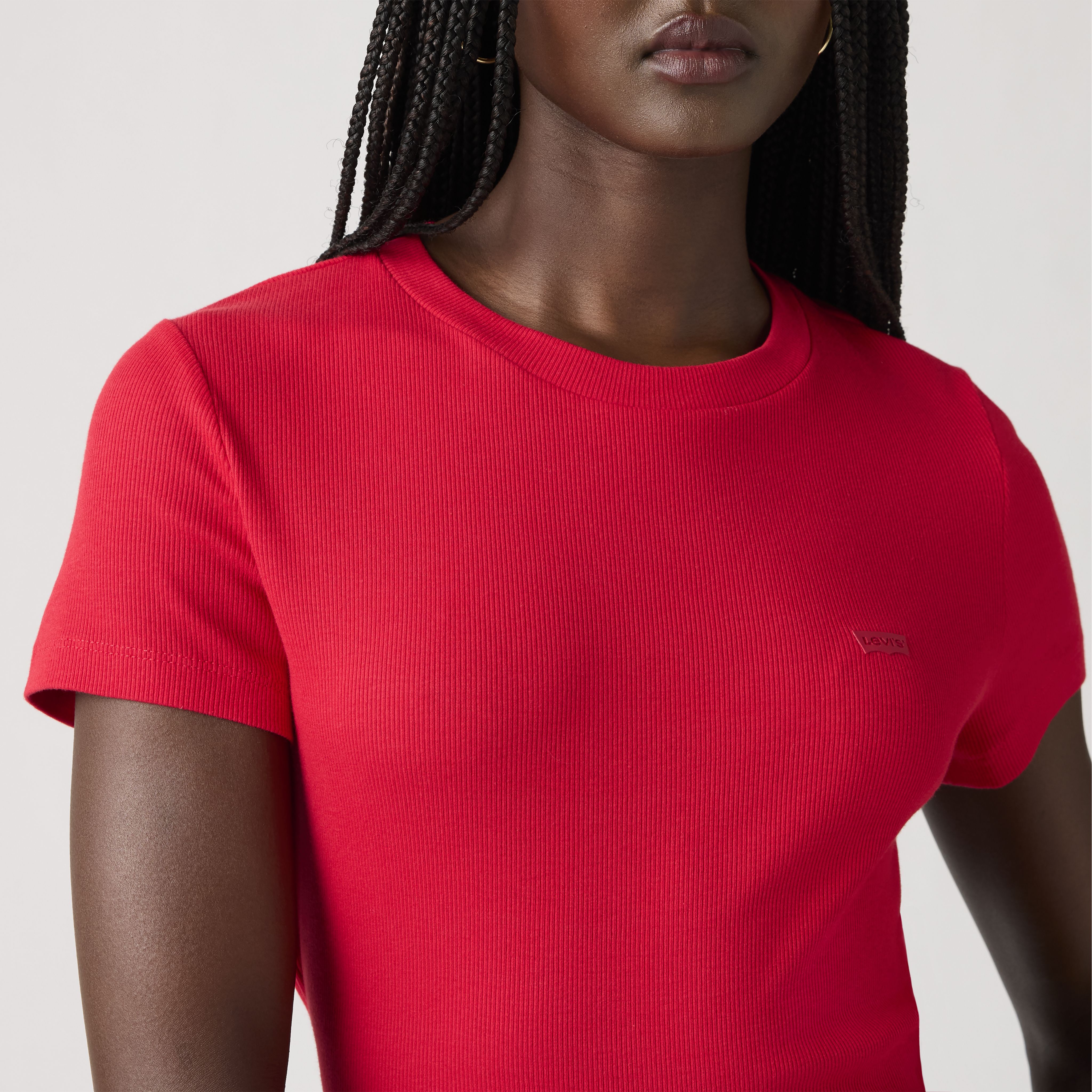 Essential Sporty Tee 4