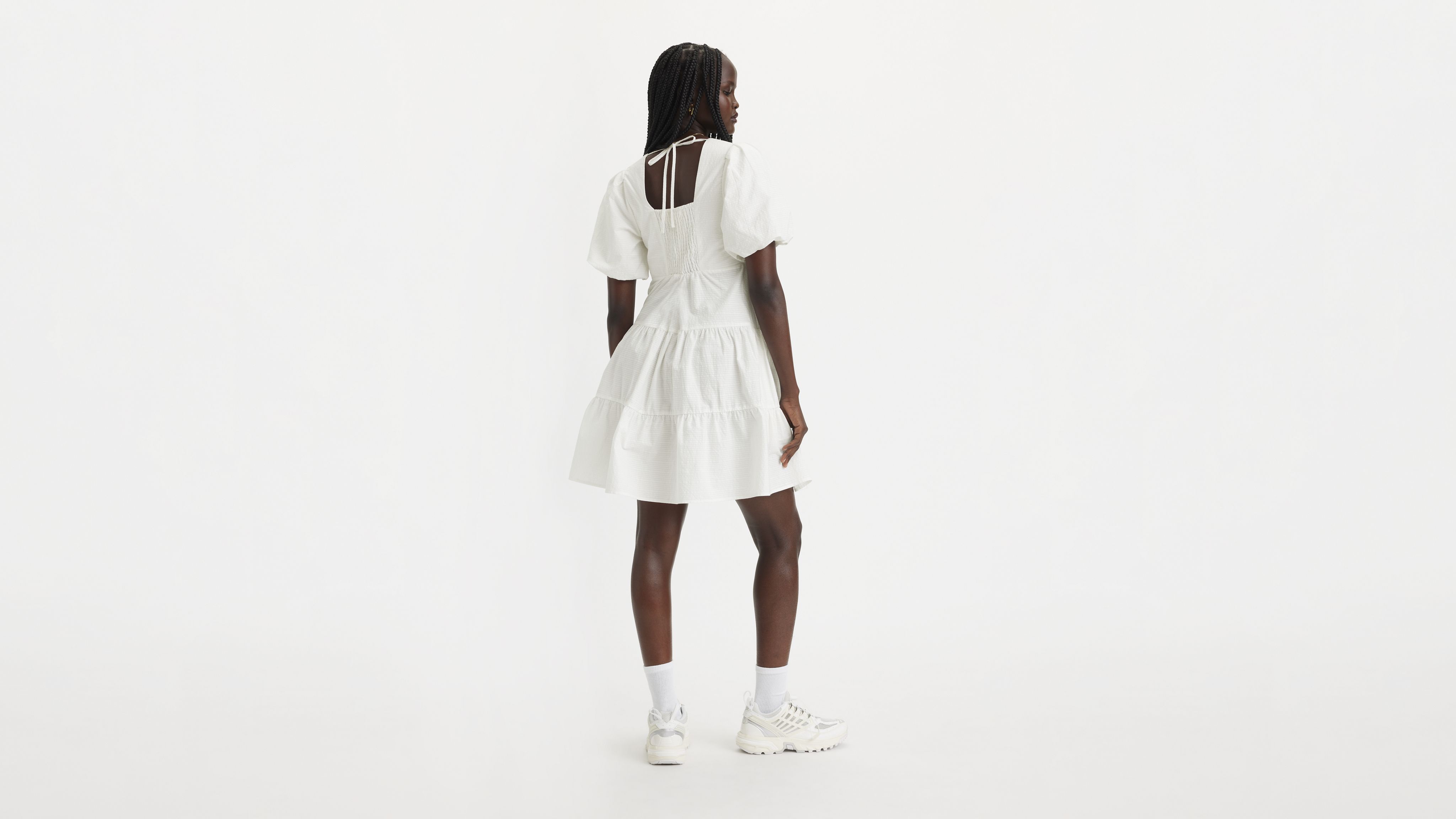 Volume Sleeve Tiered Dress 3