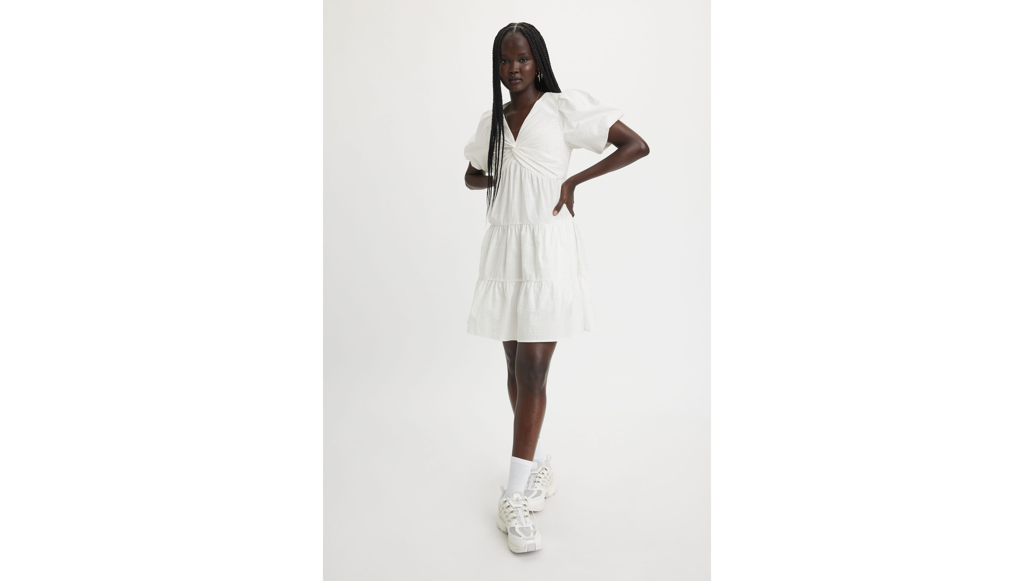 Volume Sleeve Tiered Dress