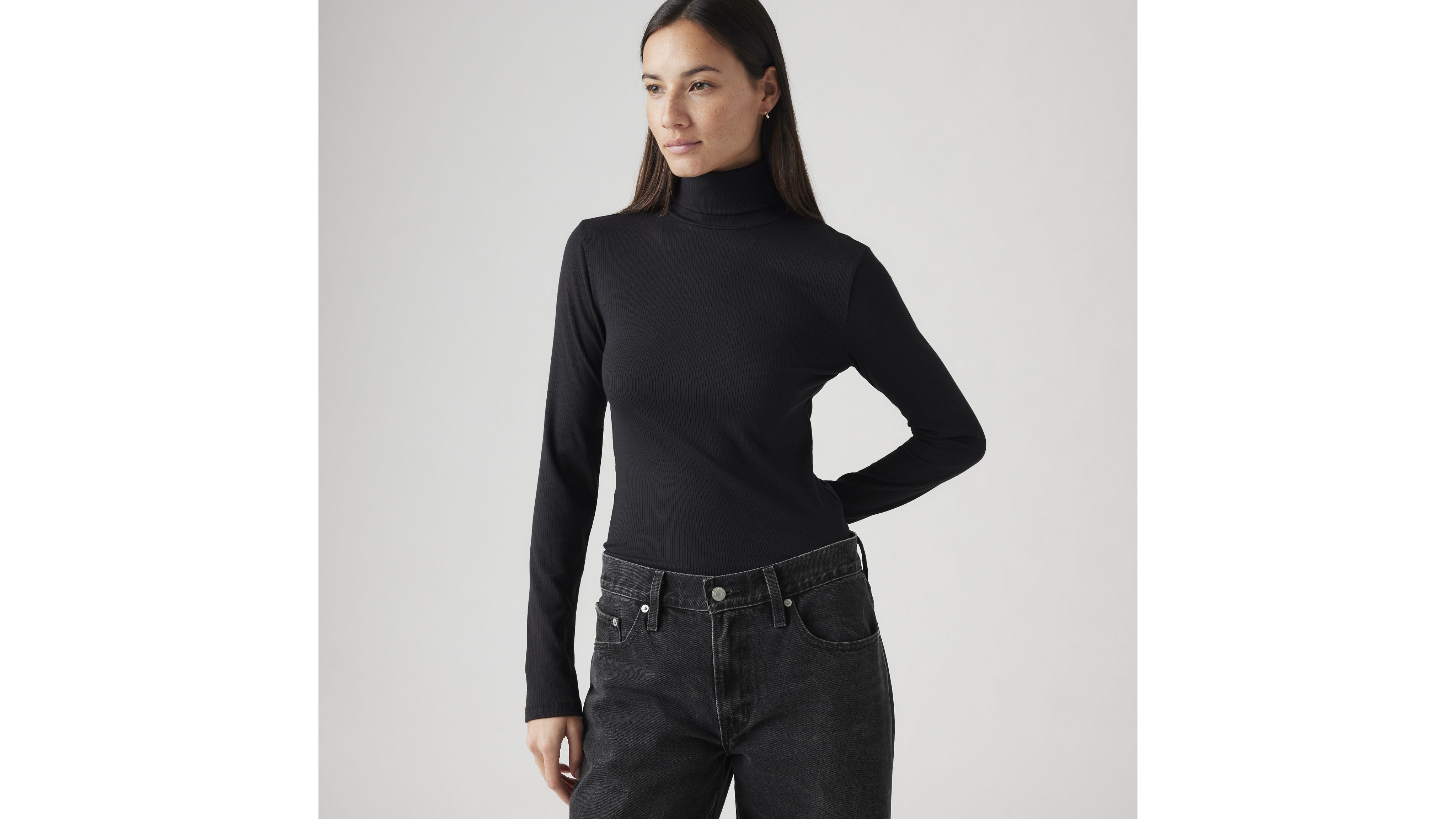 Dreamy Turtleneck Top 1