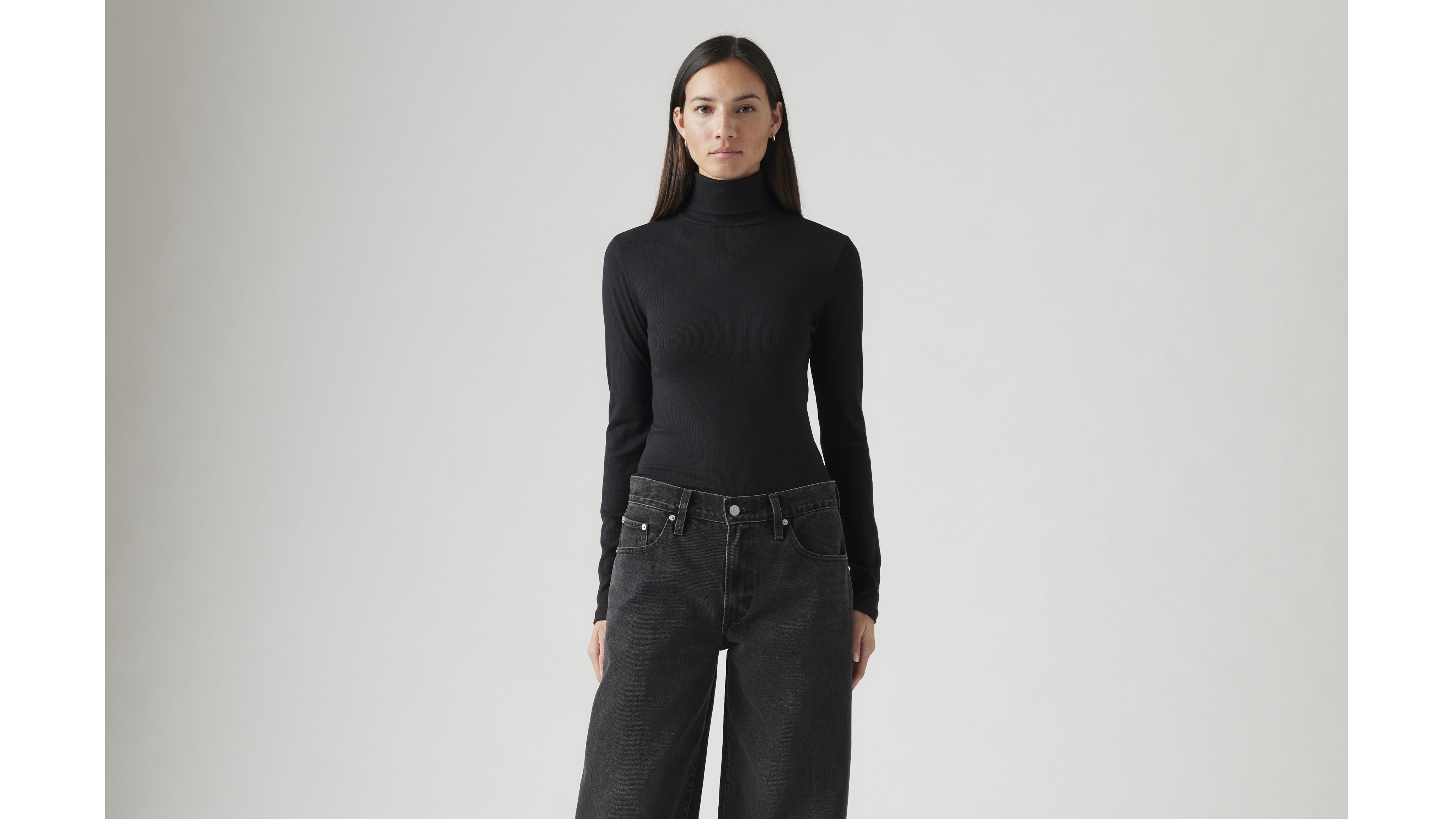 Dreamy Turtleneck Top 2
