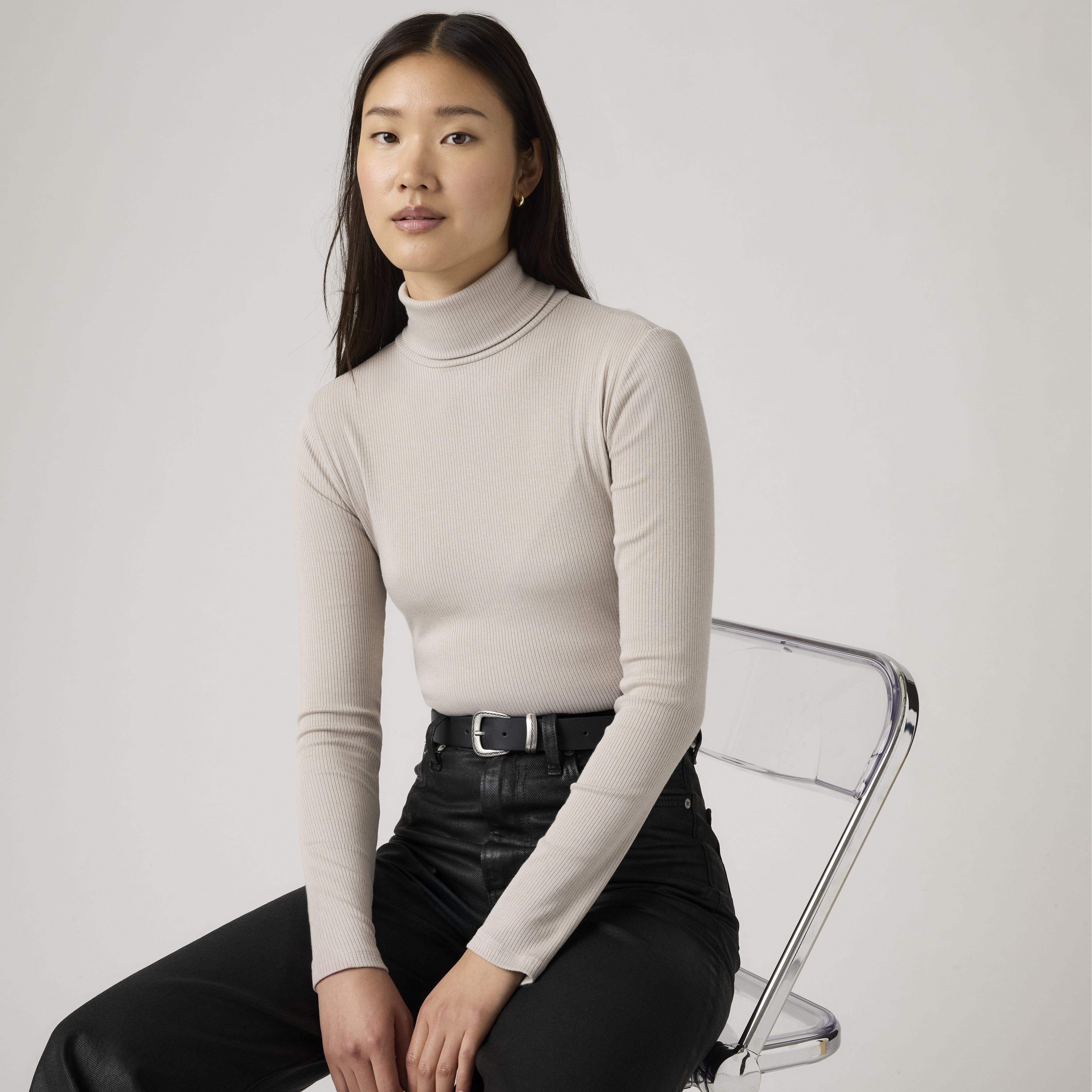 Dreamy Turtleneck Top 4