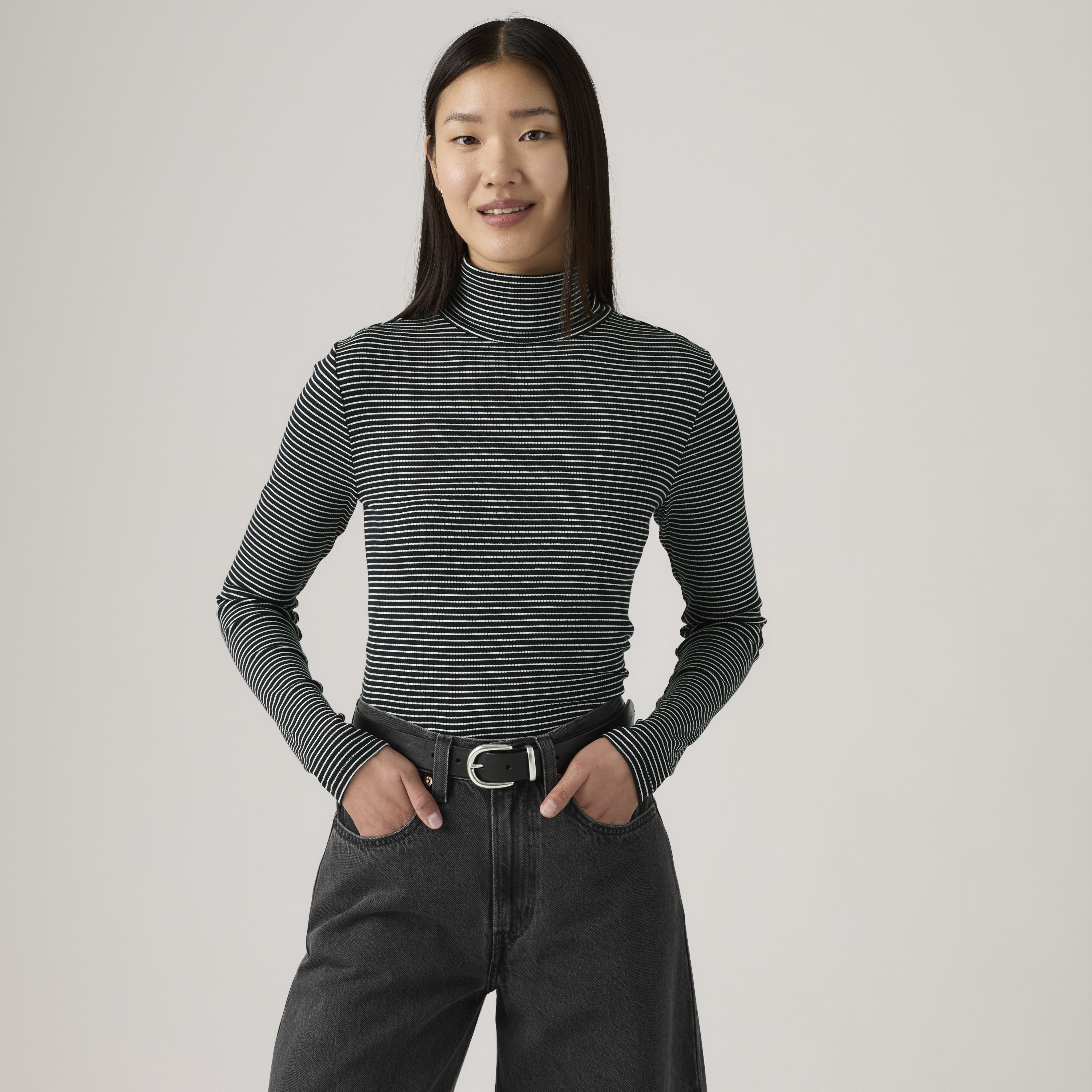 Dreamy Turtleneck Top 1