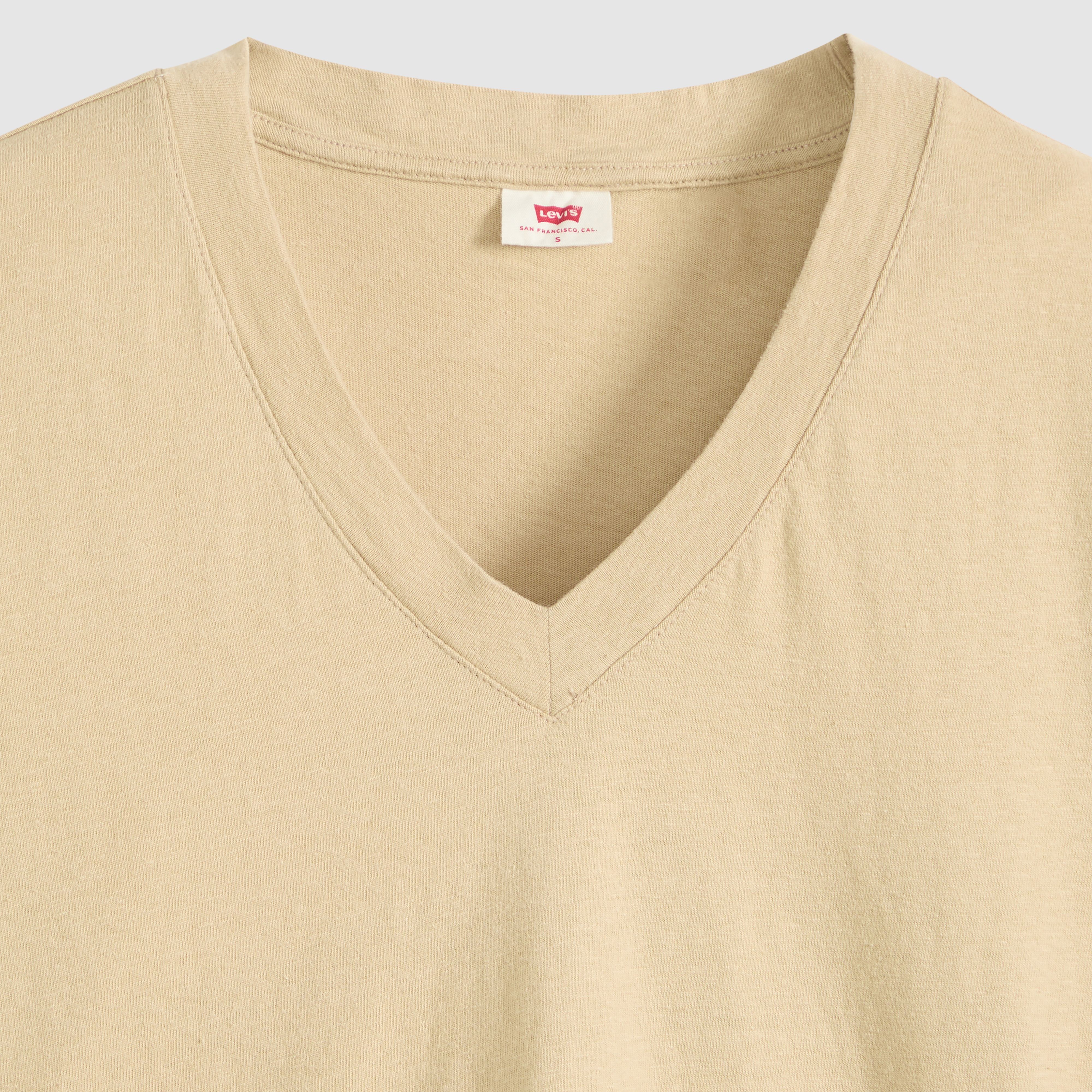Boxy V-Neck Tee 6