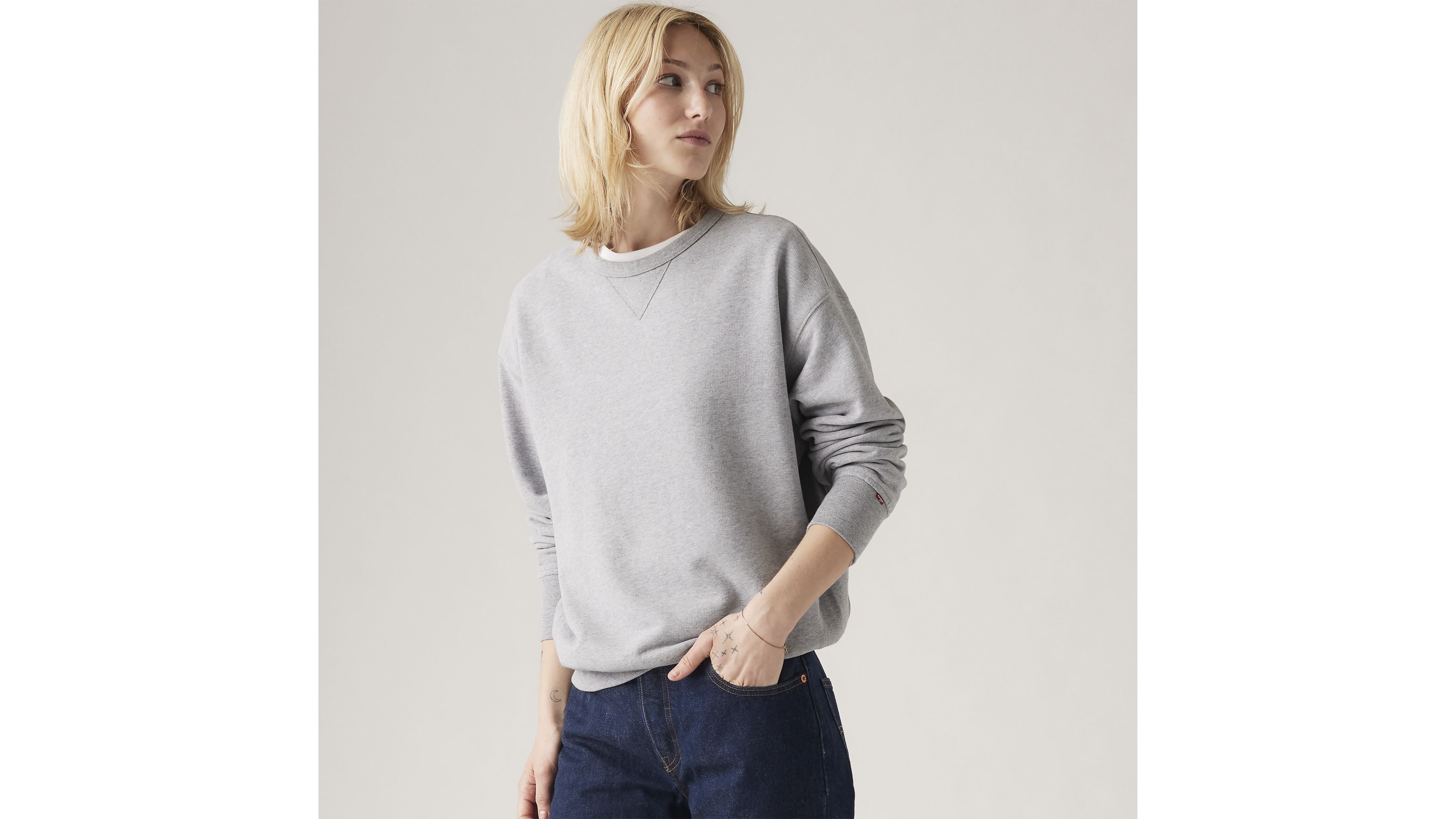 Heritage Crewneck Sweatshirt 1