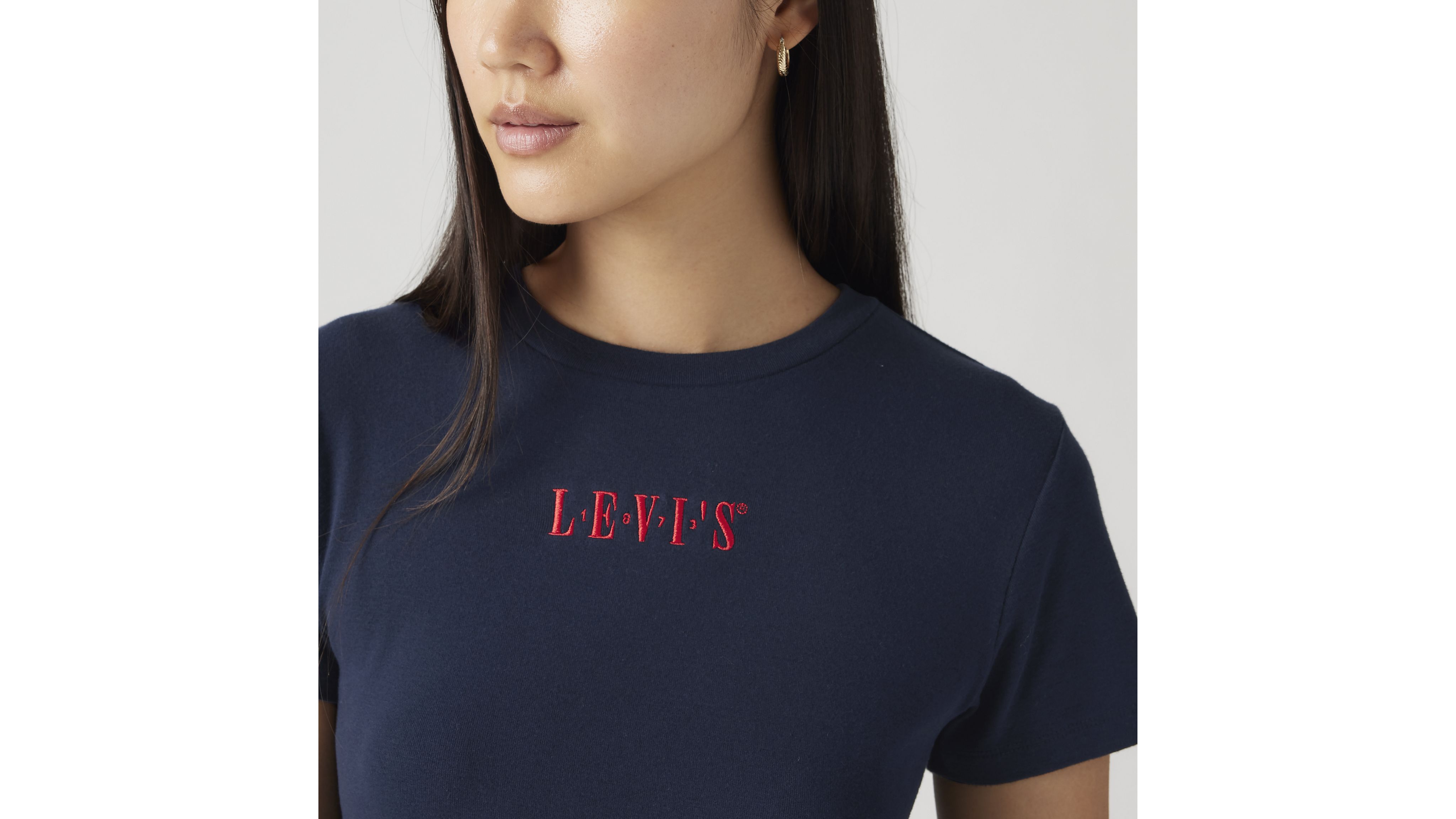 Graphic Essential Sporty Tee 4