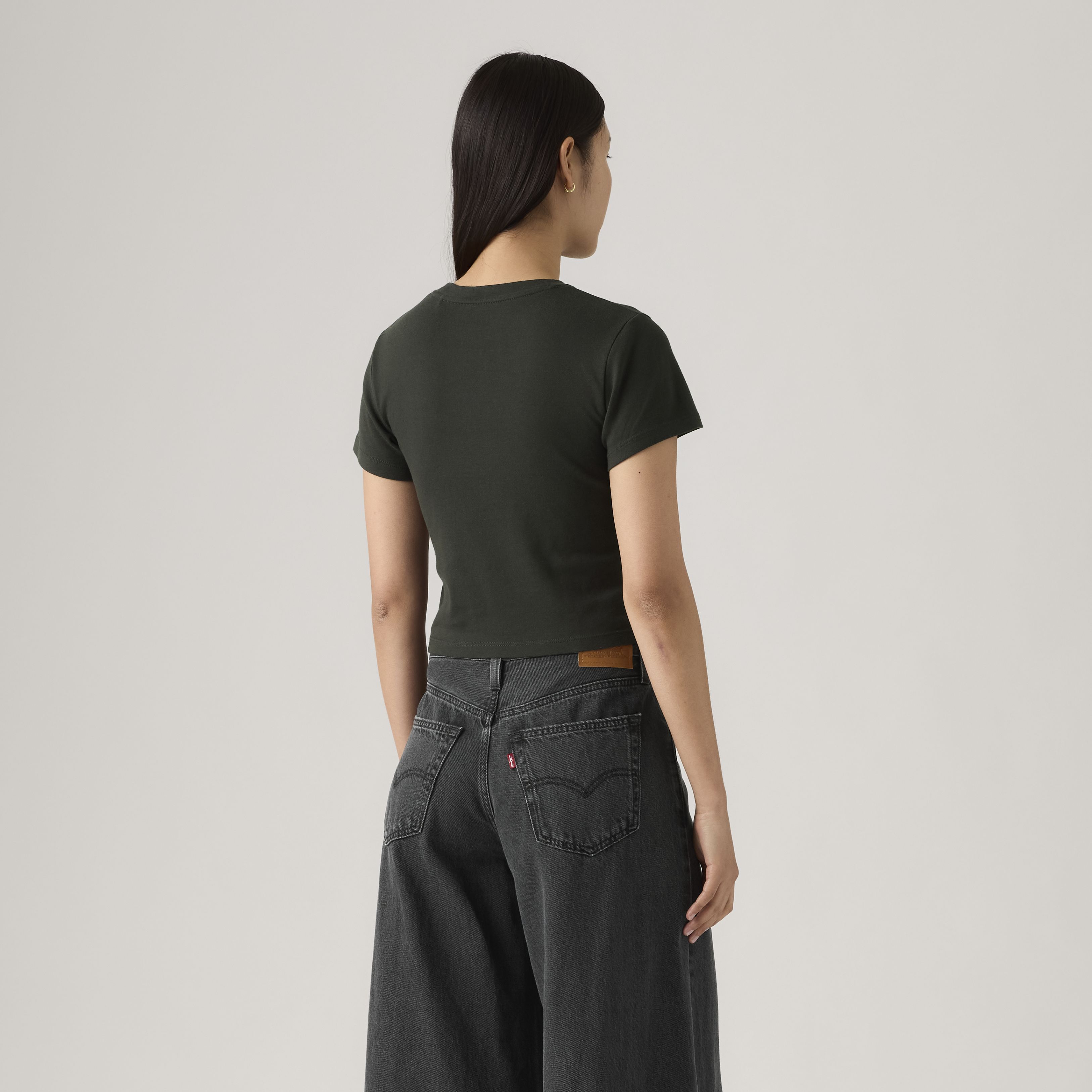 Graphic Essential Sporty Tee 3