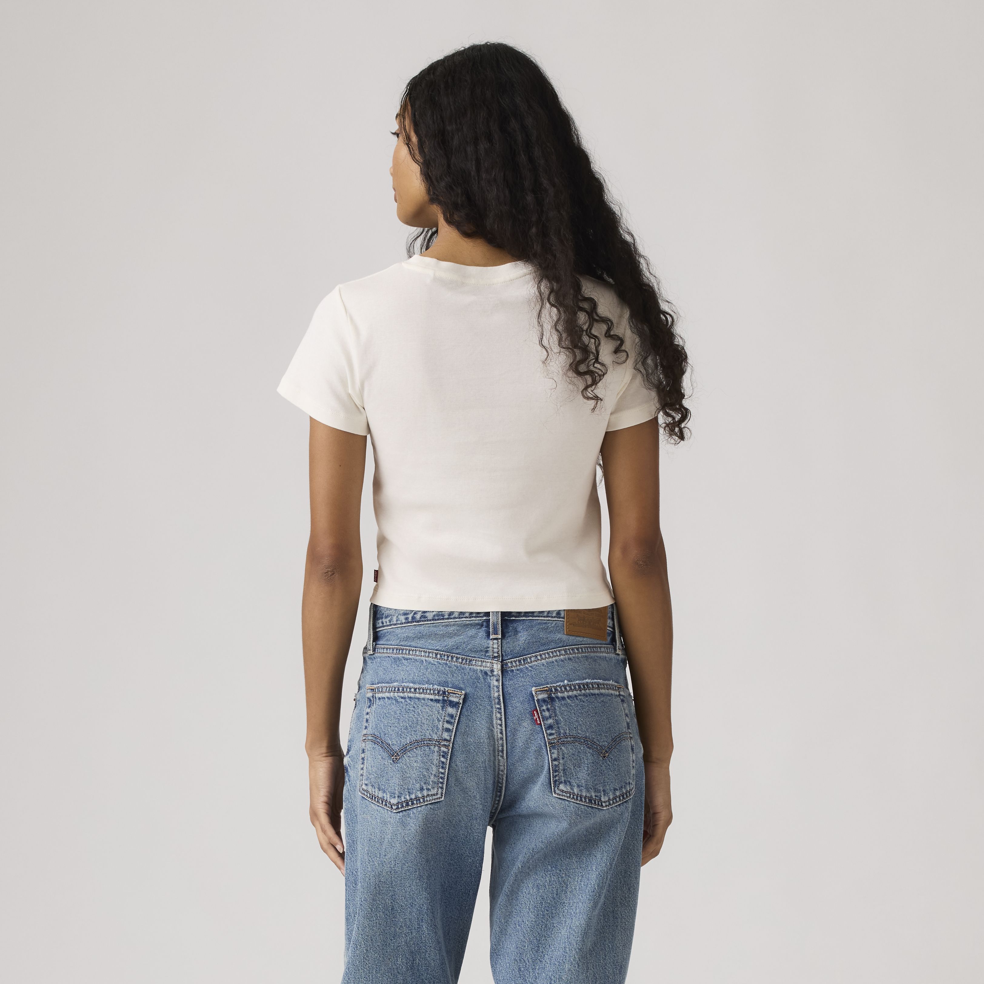 Graphic Essential Sporty Tee 4