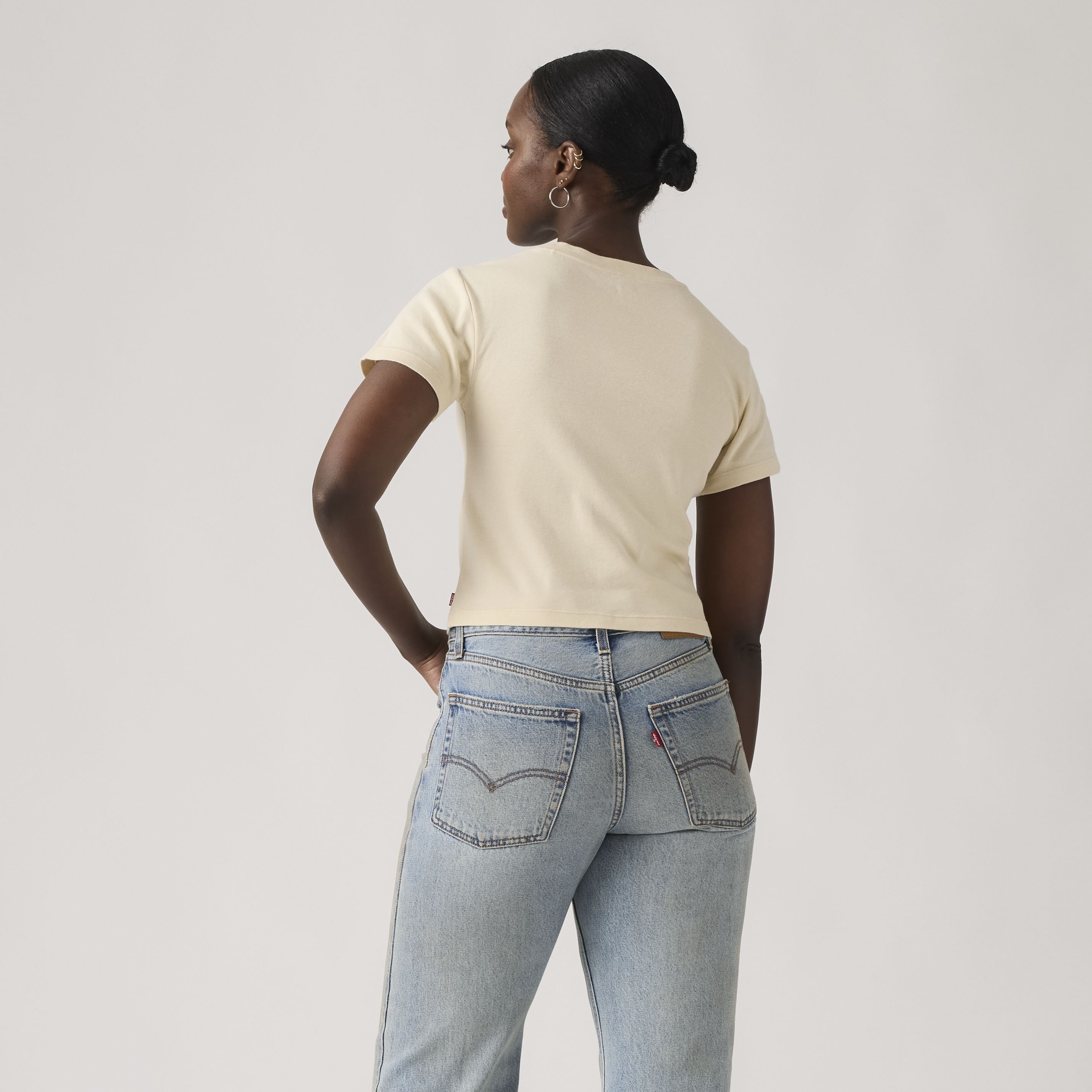 Graphic Essential Sporty Tee 4