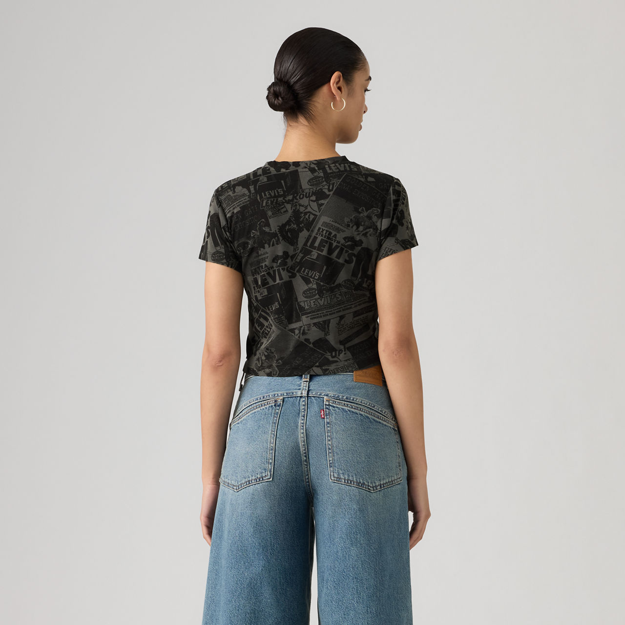 Graphic Essential Sporty Tee 4