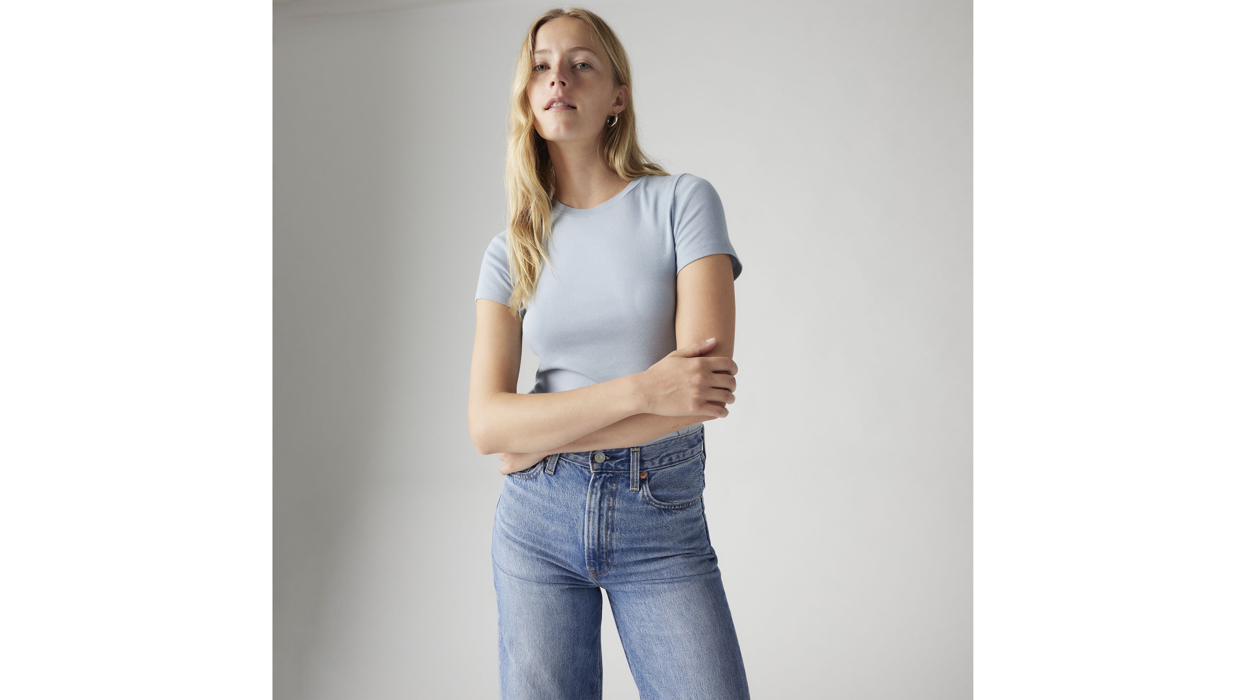 Essential Short Sleeve T-Shirt 1