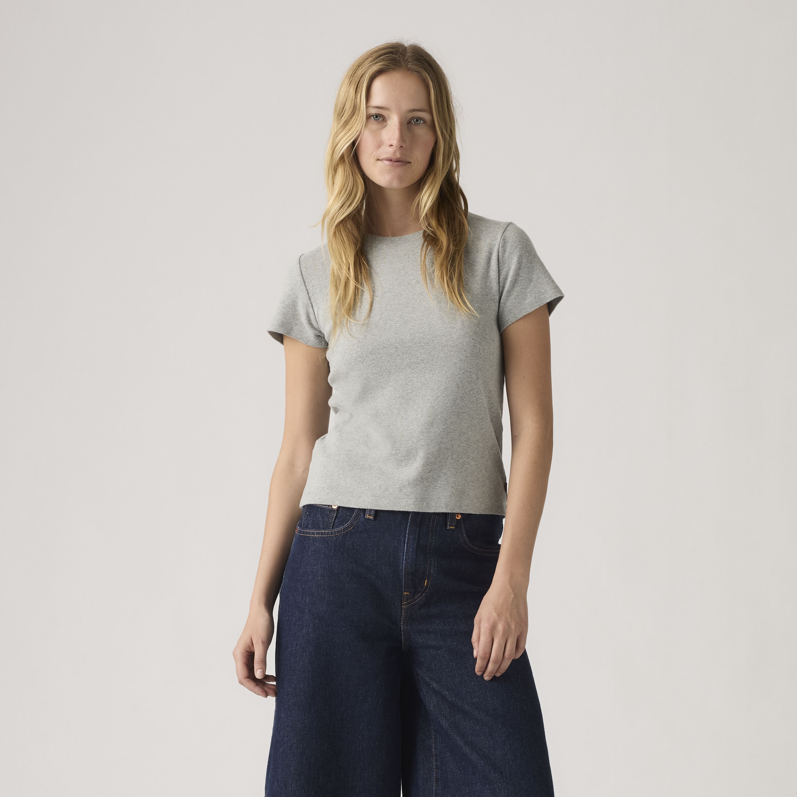 Essential Short-Sleeve Tee 5