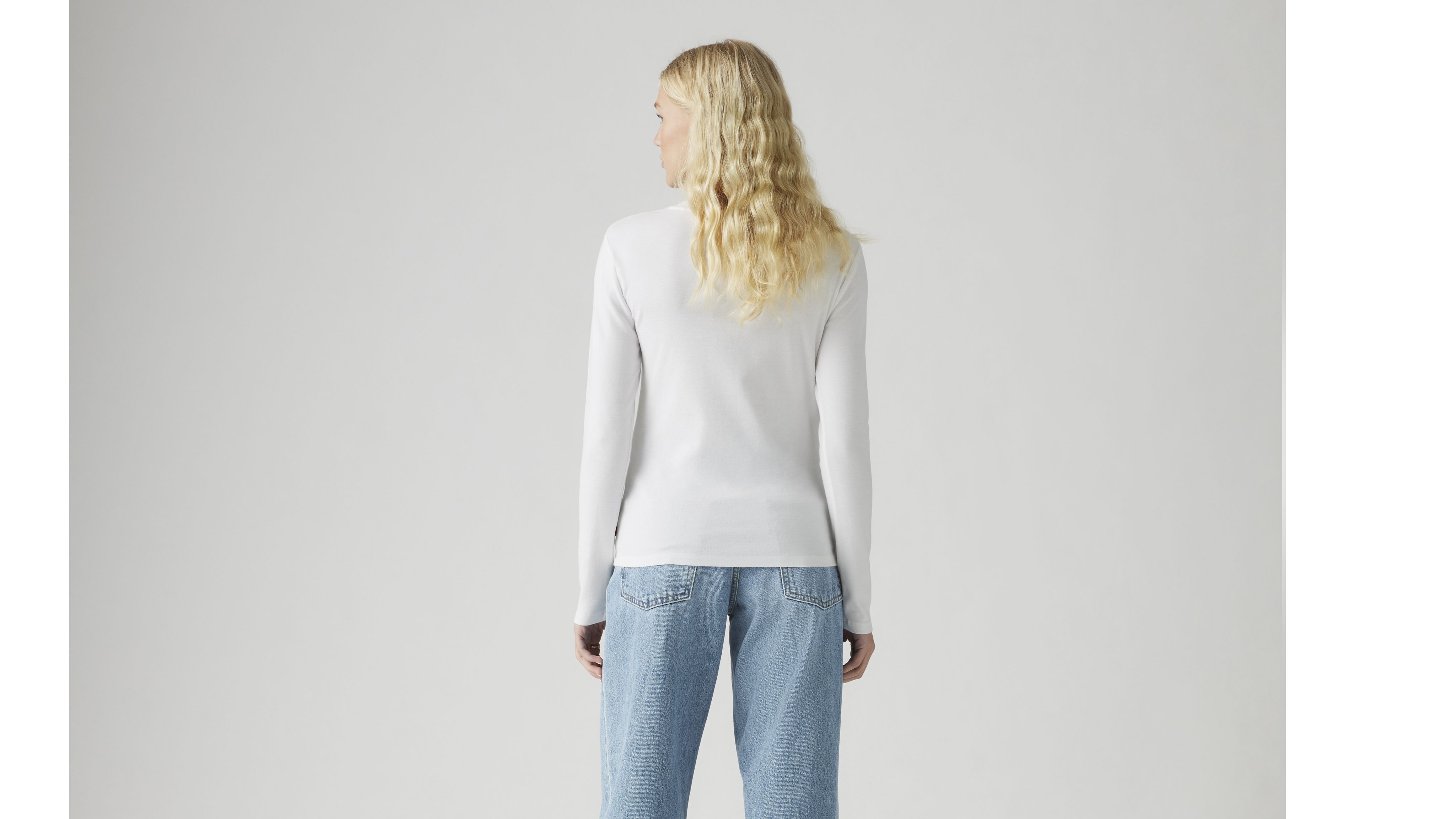 Essential Long Sleeve T-Shirt 3