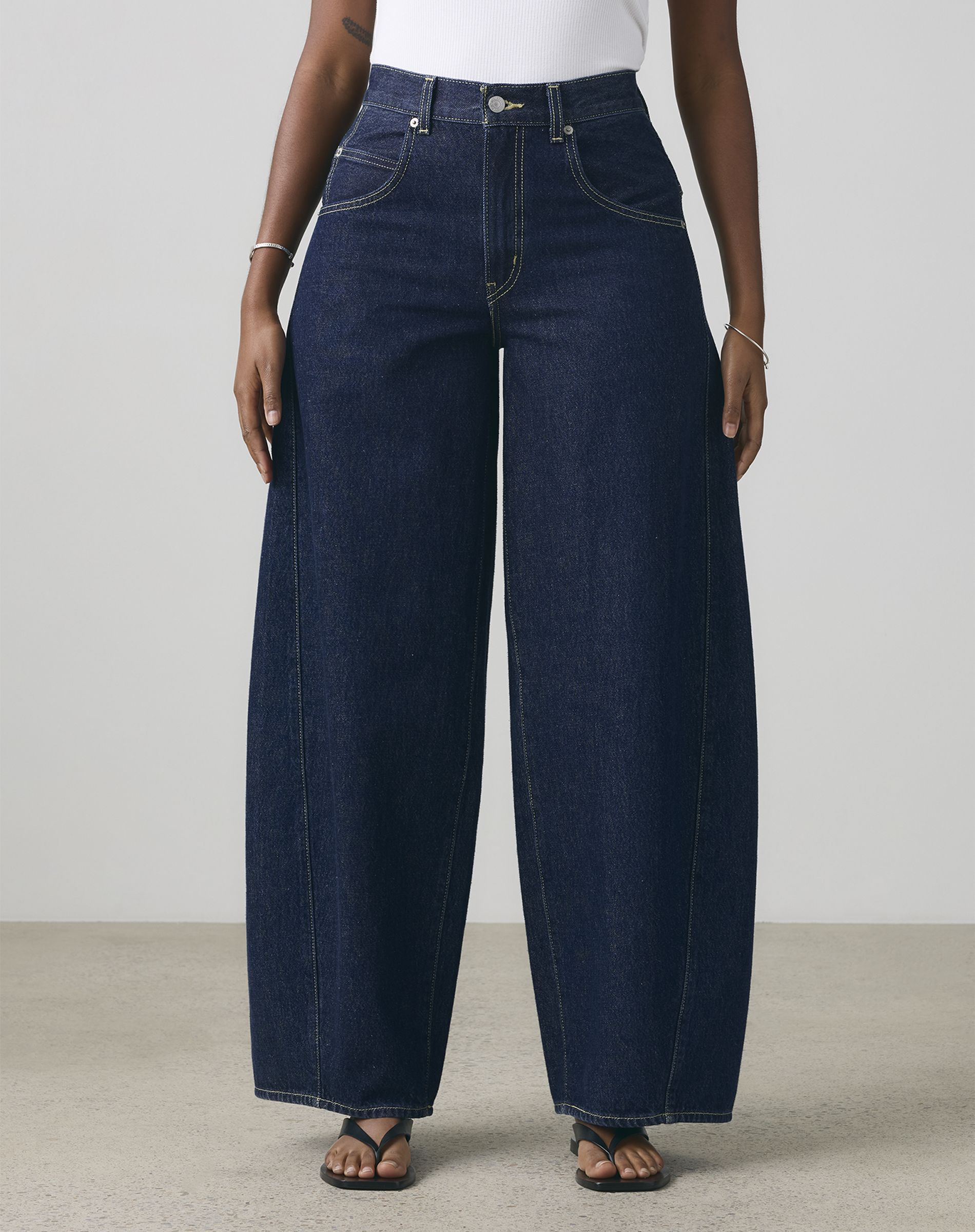 Super Baggy Barrel Jeans