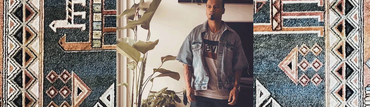 GIF of Levi's employees.