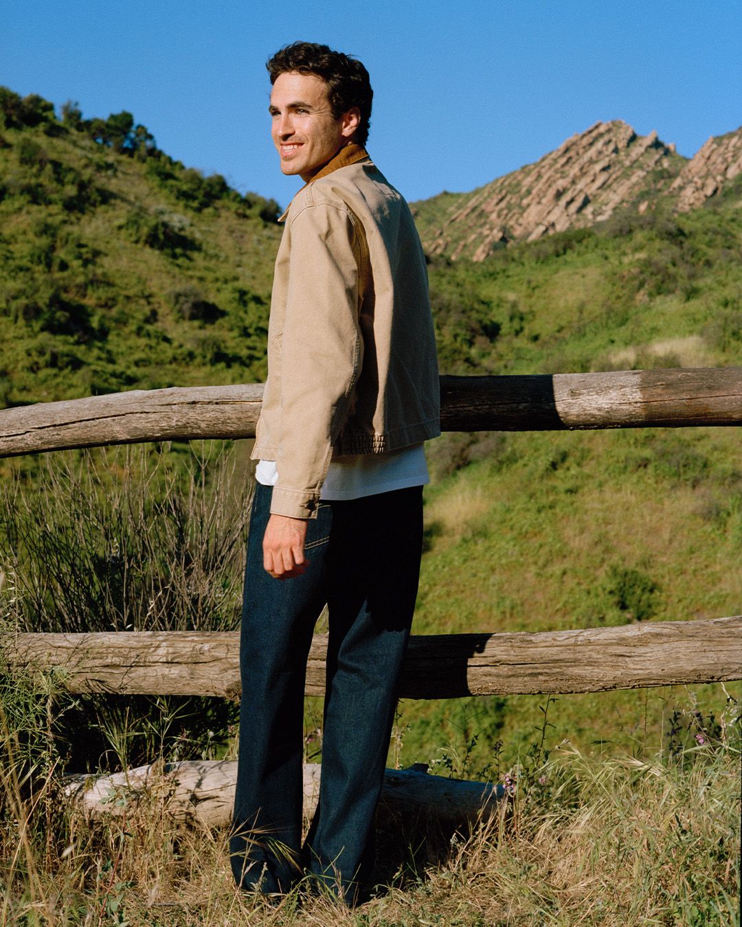 Model in festival styles